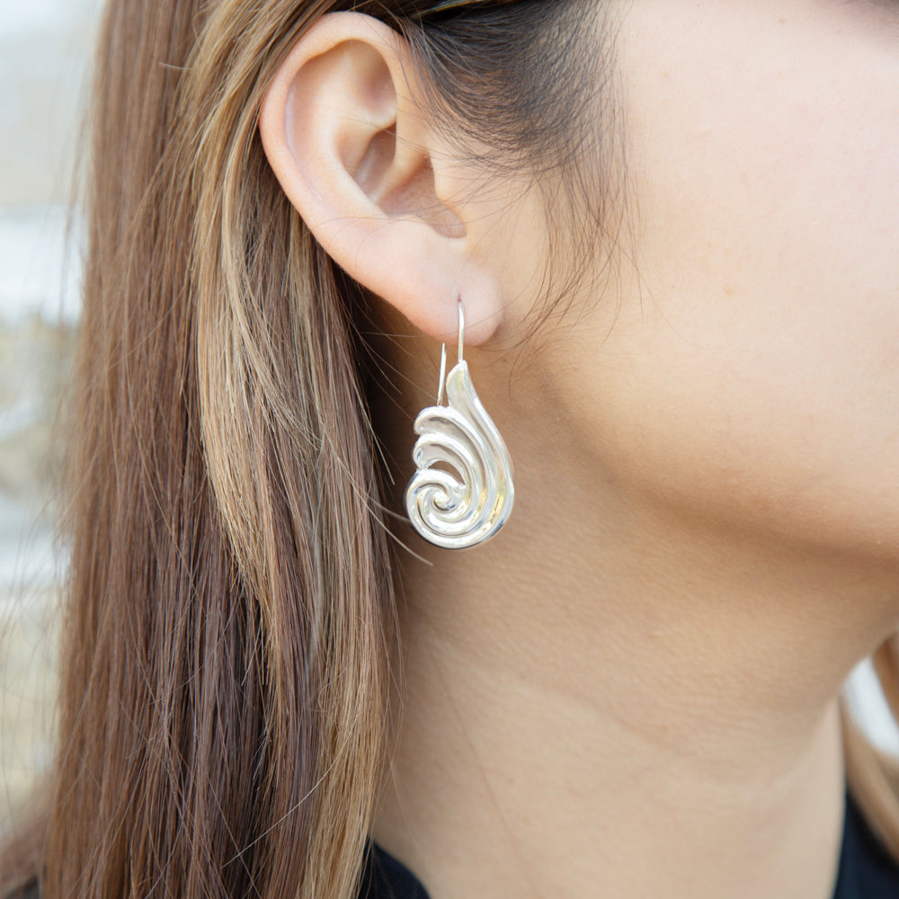 Sterling Silver Wind Shell Earrings