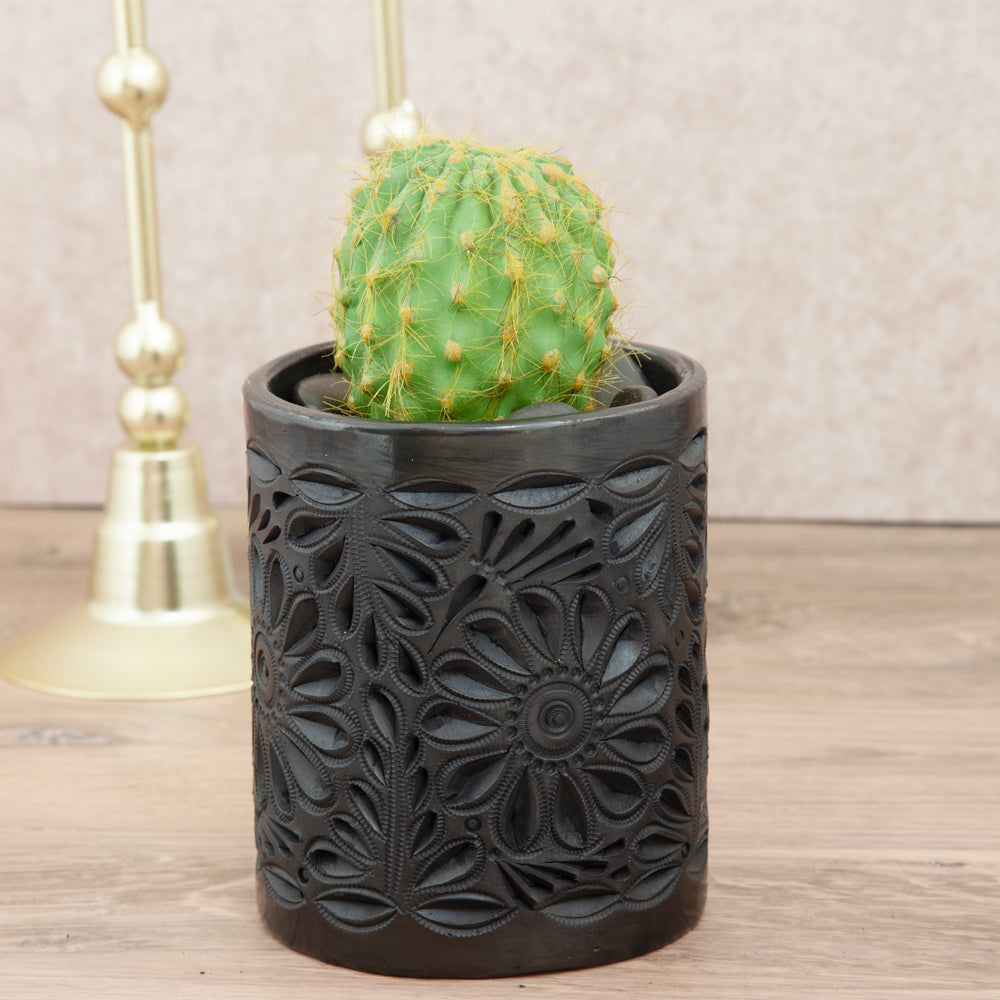 Barro Negro Carved Planter
