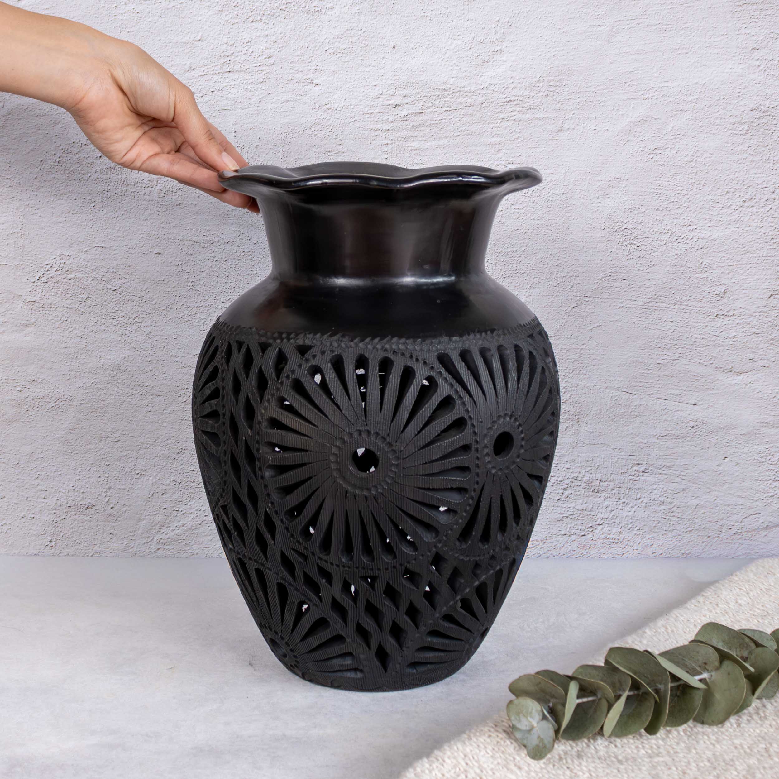 Barro Negro Openwork Vase with Scalloped Rim