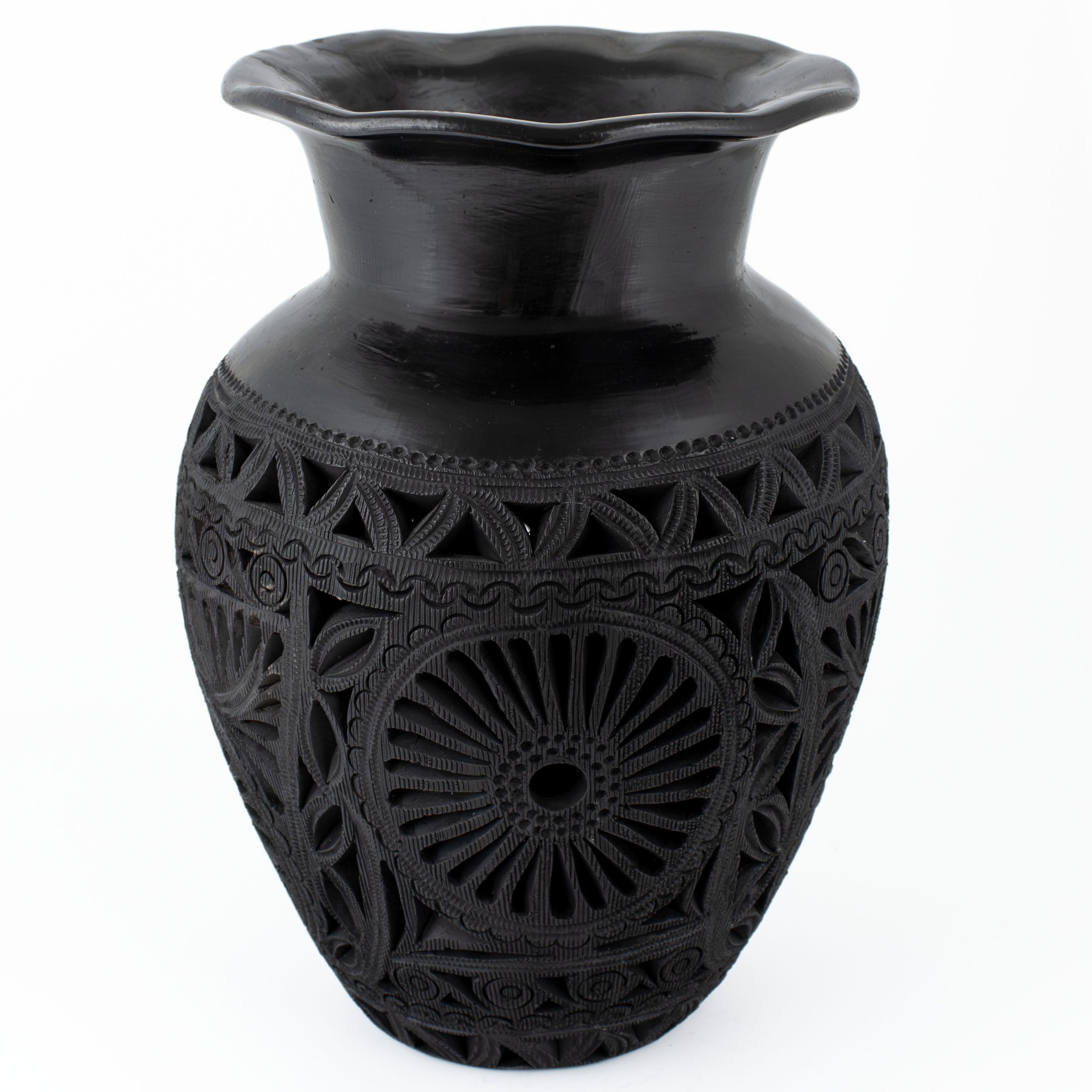 Barro Negro Openwork Vase with Scalloped Rim