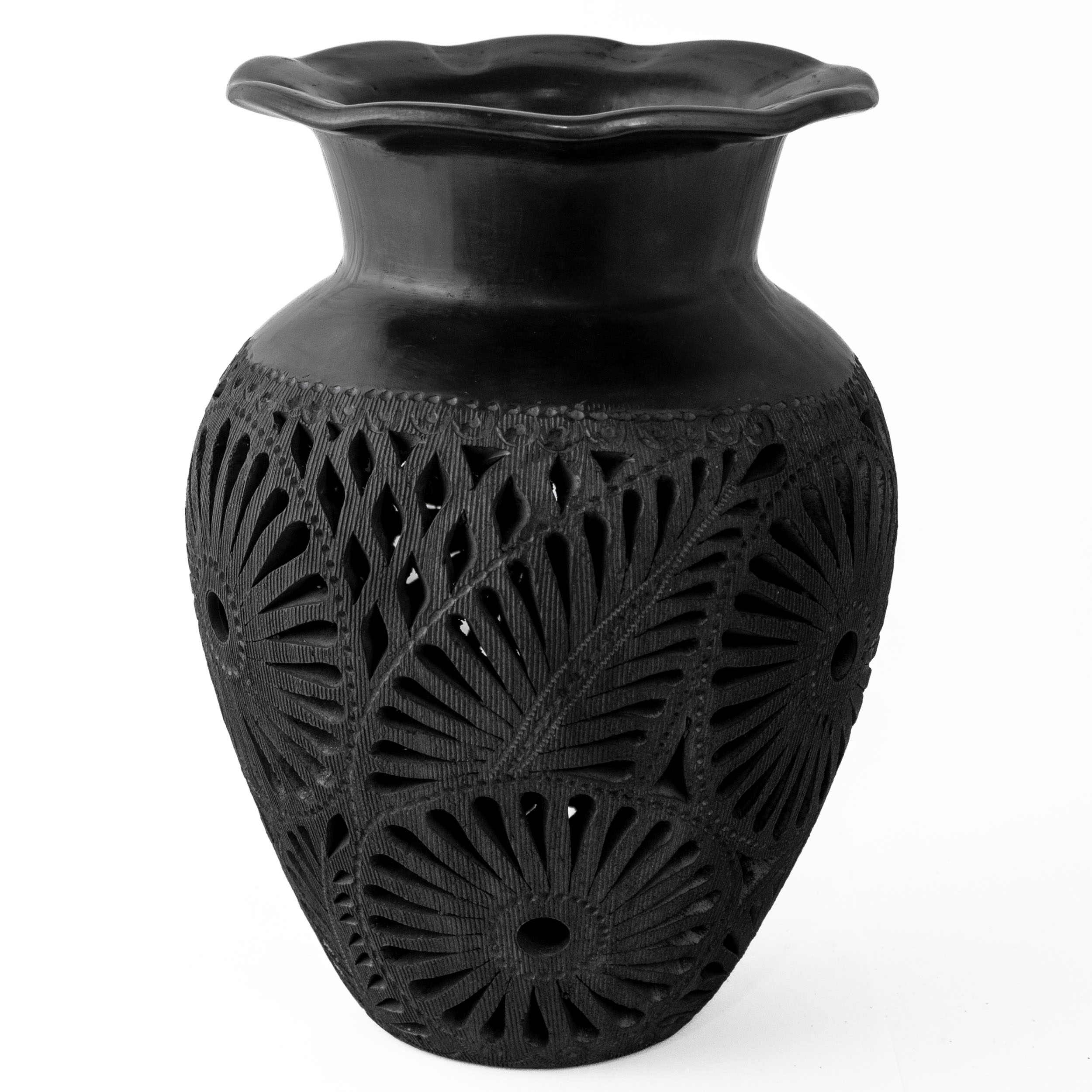 Barro Negro Openwork Vase with Scalloped Rim