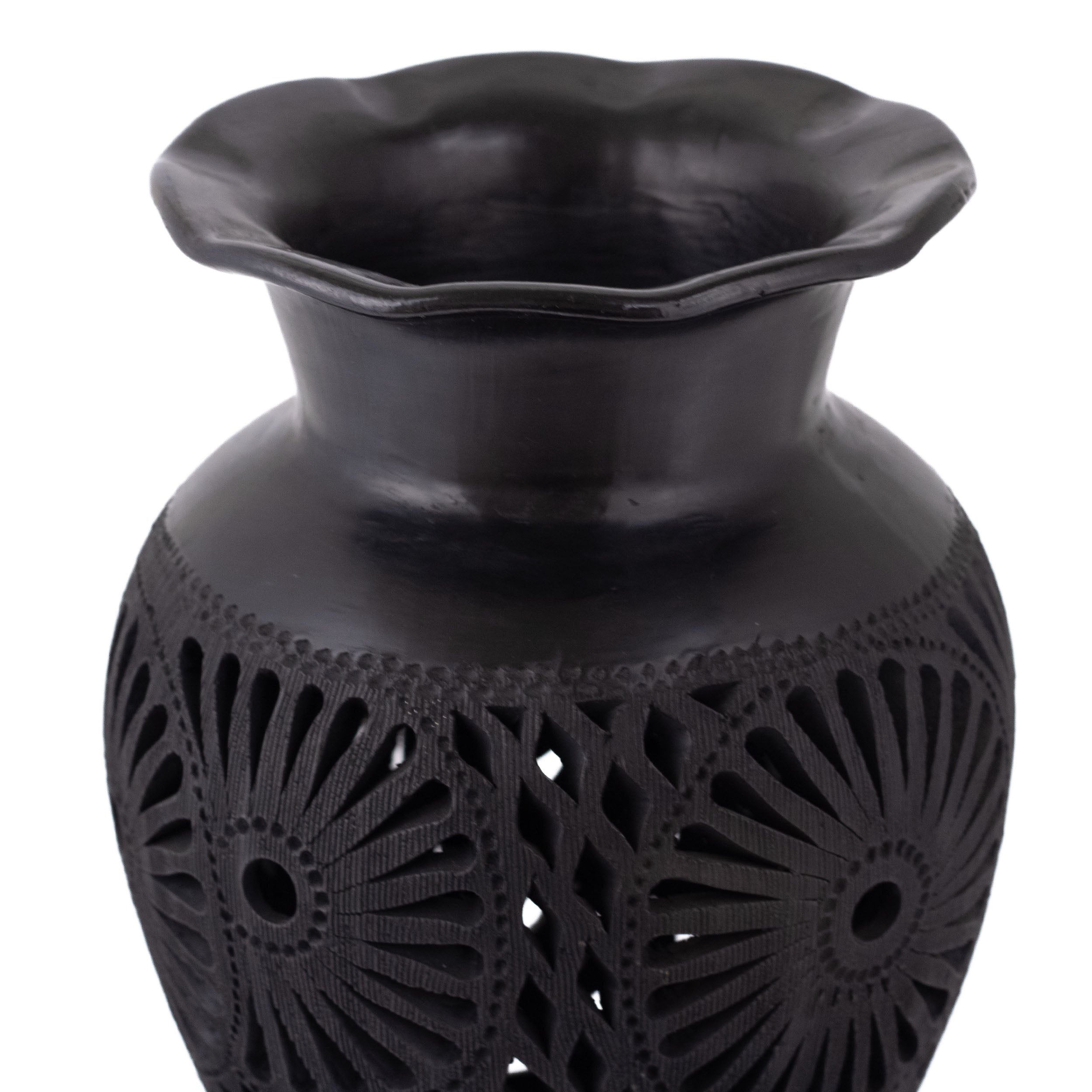 Barro Negro Openwork Vase with Scalloped Rim
