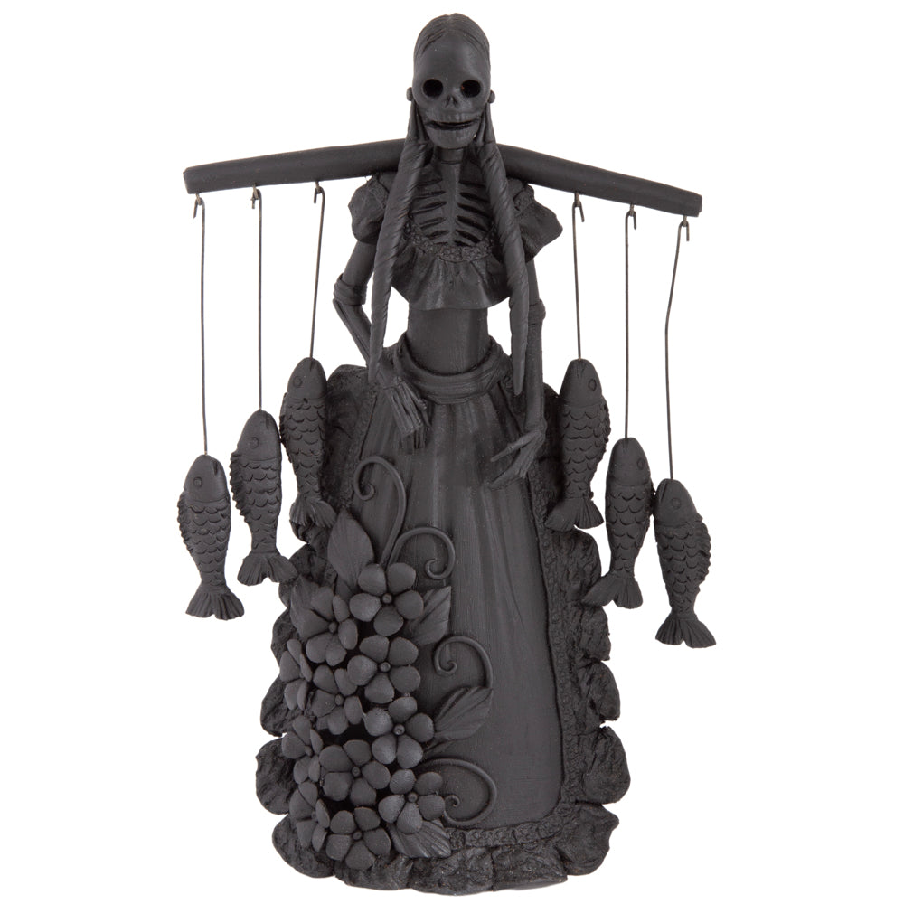 Catrina en Negro from Capula Sculpture