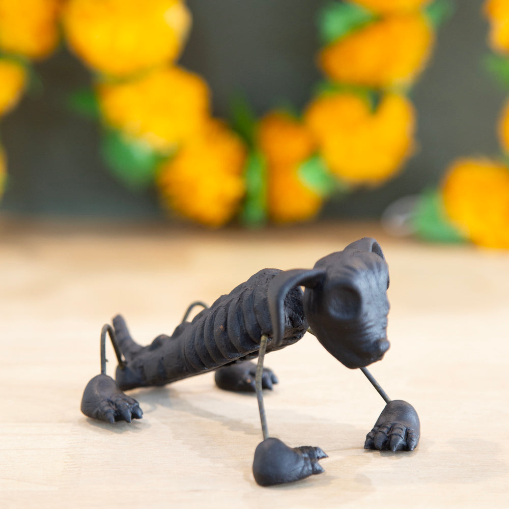 Perrito en Negro From Capula Skeleton Sculpture
