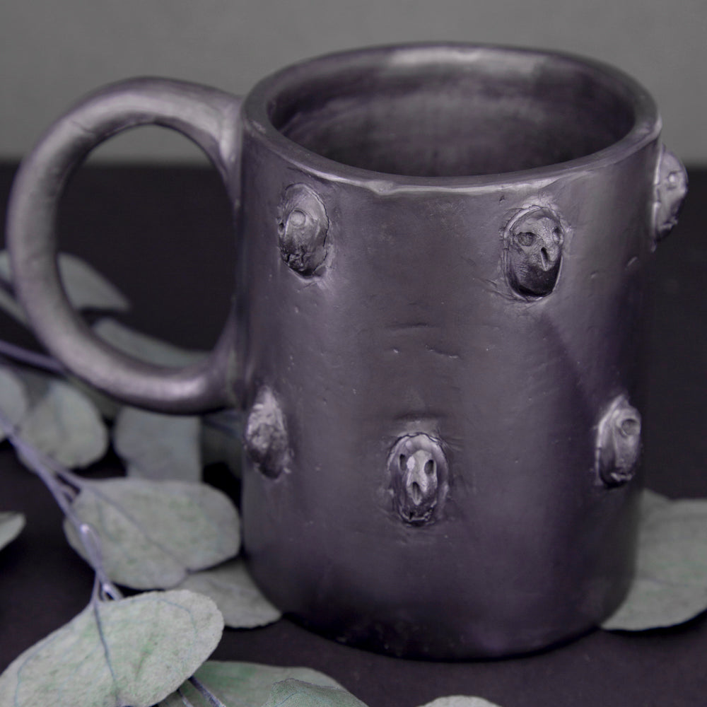 Barro Negro Tzompantli Skulls Mug