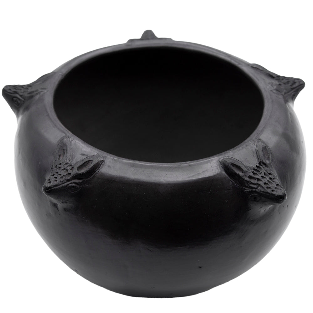 Barro Negro Armadillo Planter