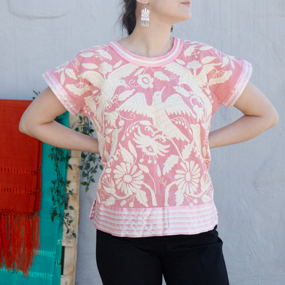 Flor Sagrada Embroidered Blouse