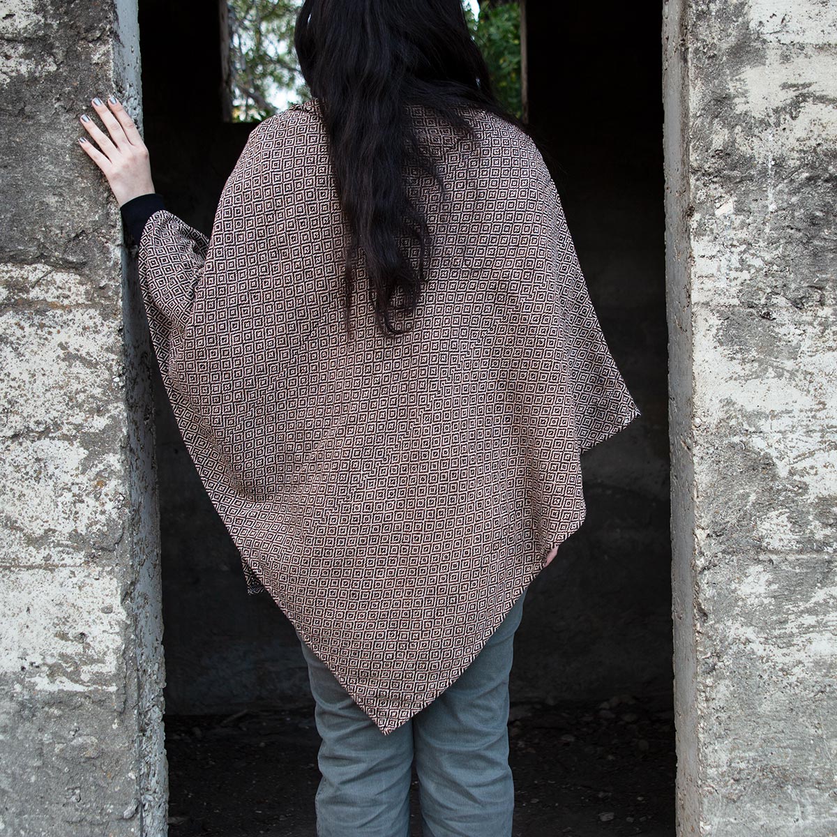 Artisanal Quexquémitl, Poncho