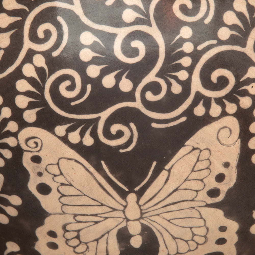 Zinapécuaro Mariposa Ceramic Bowl with Legs