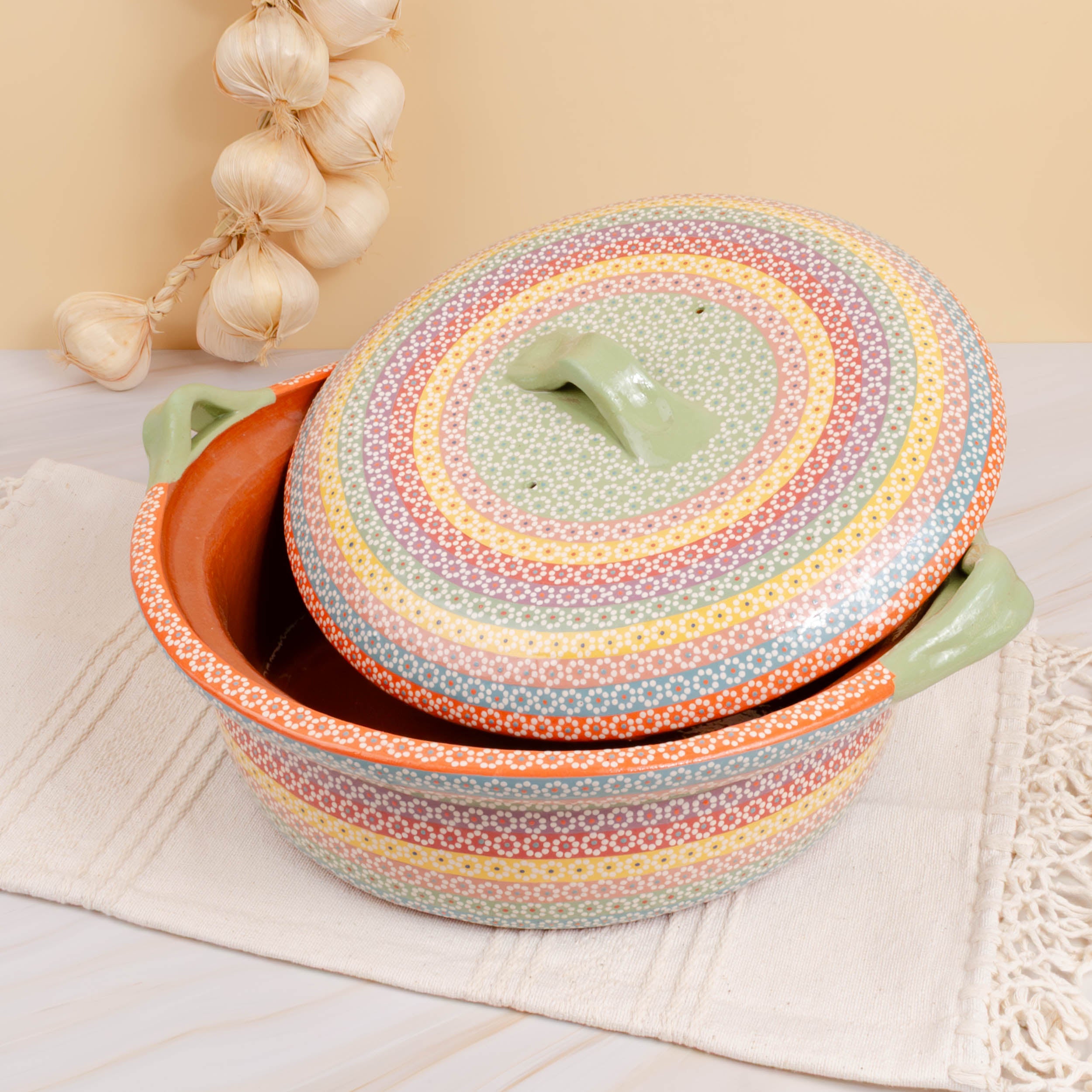 XL Capula Clay Cazuela, Serving Dish with Lid