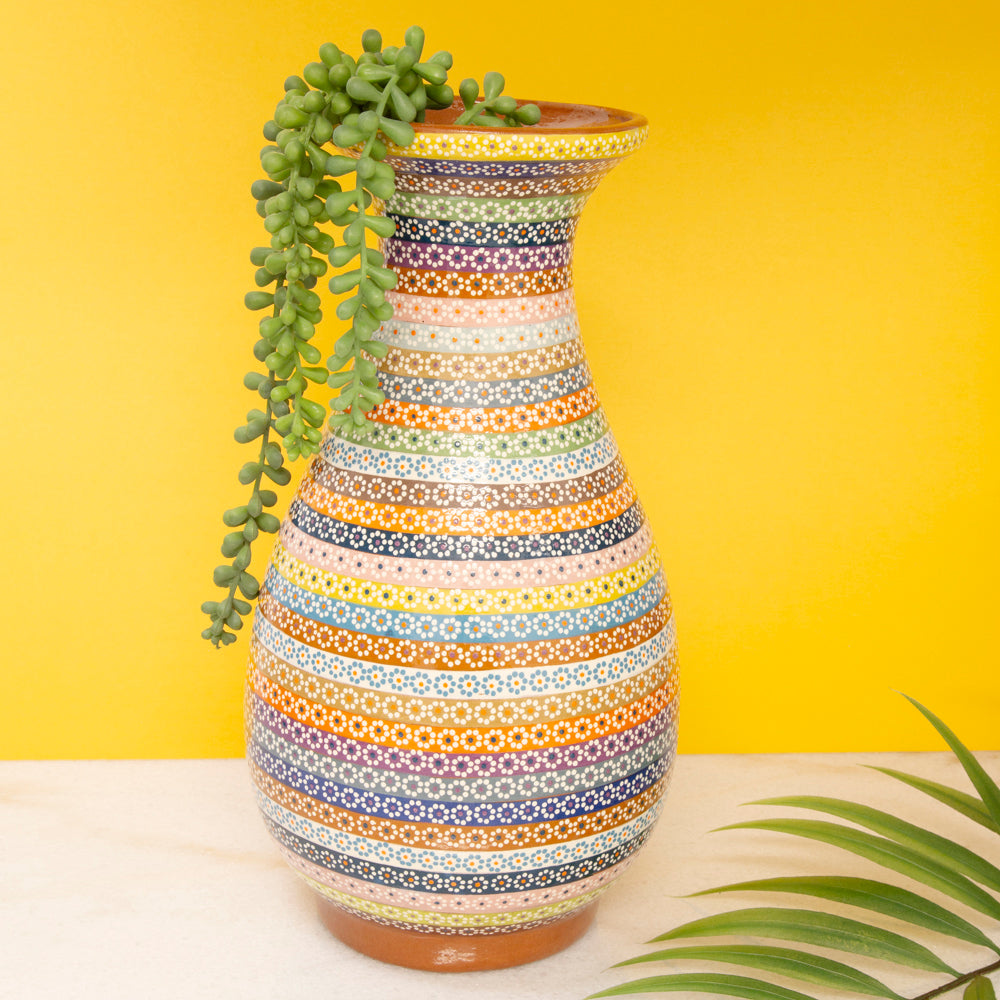 Capula Clay Decorative Bottle Neck Vase