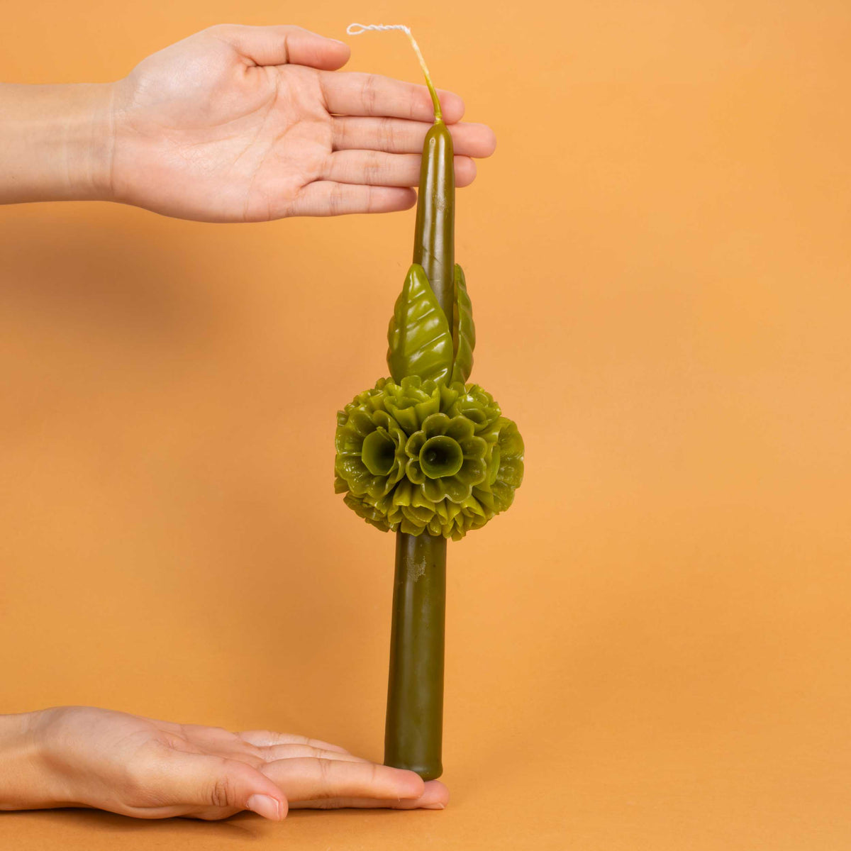 Flores de Teotitlán Tapered Candle with Sphere