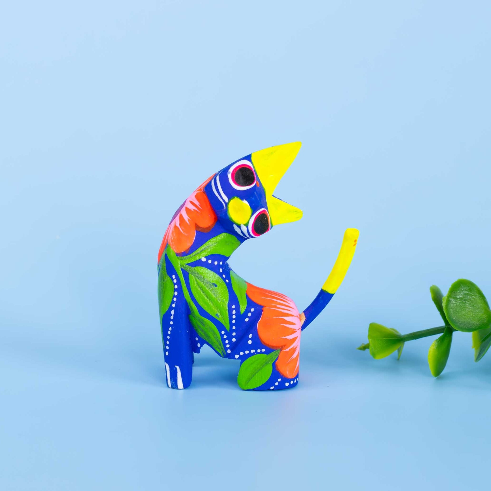 Hand Painted Neck Side Bend Cat | Lolo Mexican Mercadito