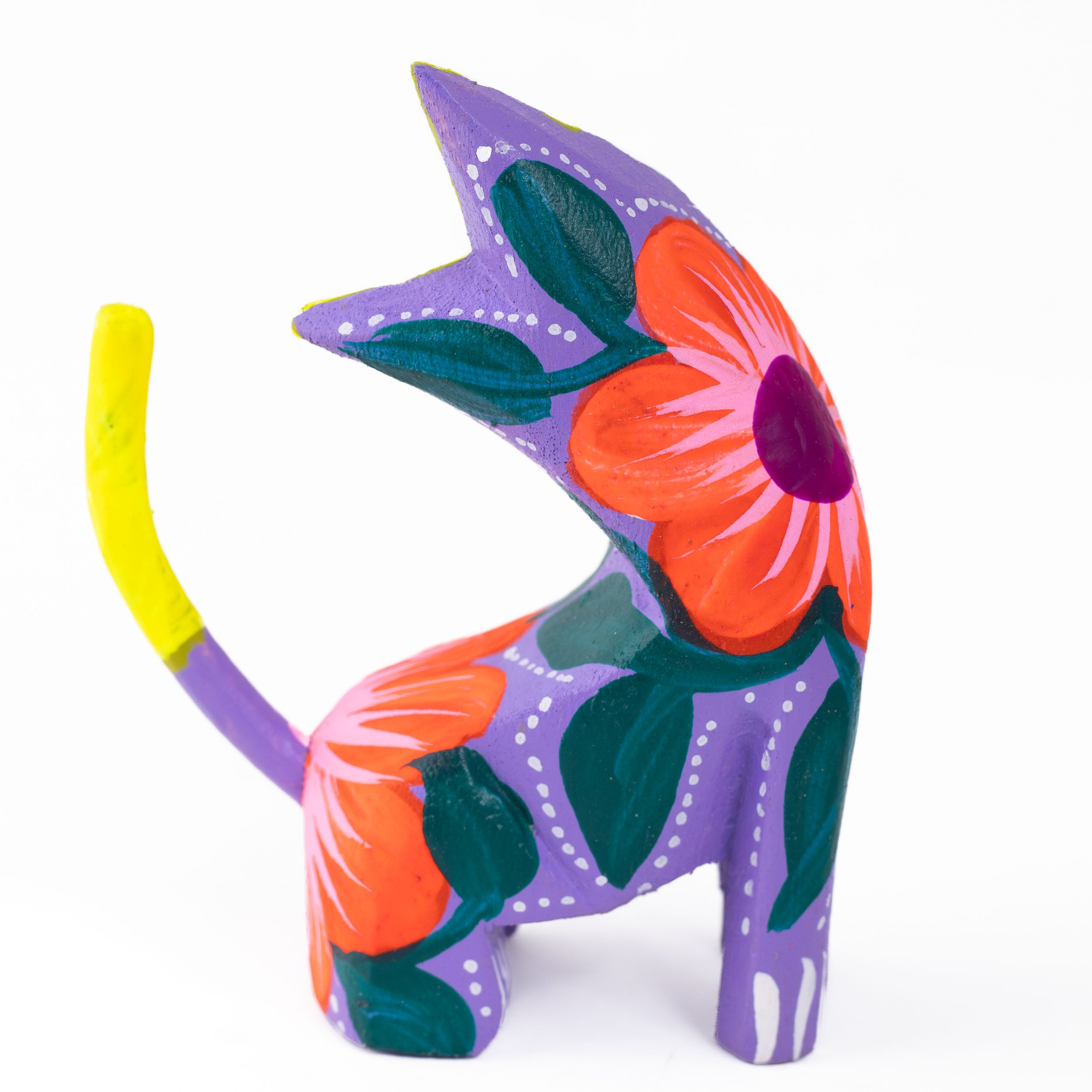 Hand Painted Neck Side Bend Cat Wooden Figurine