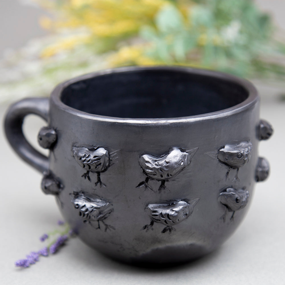 Barro Negro Pollitos Chicken Mug