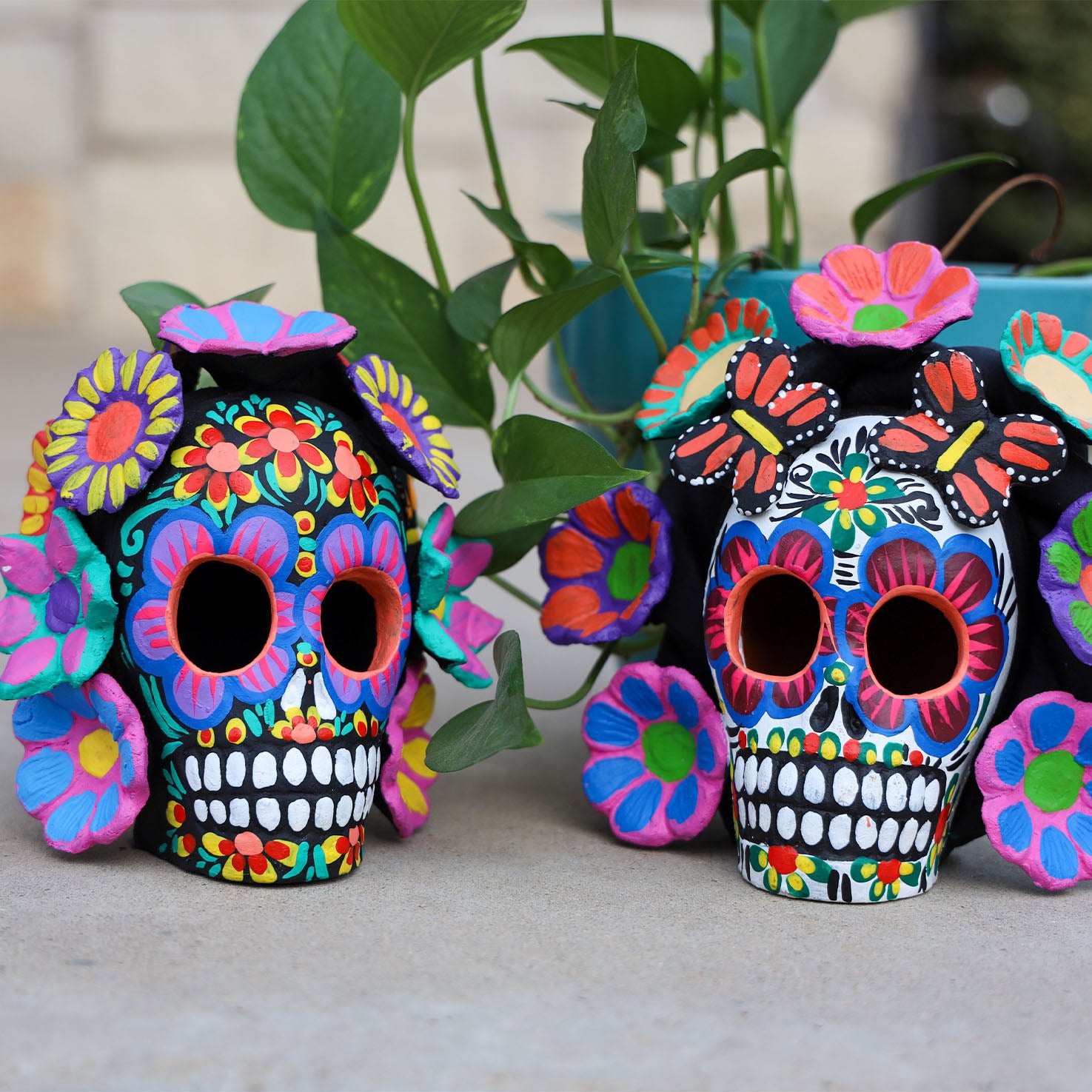 Garden Capula Clay Sugar Skull with Crown