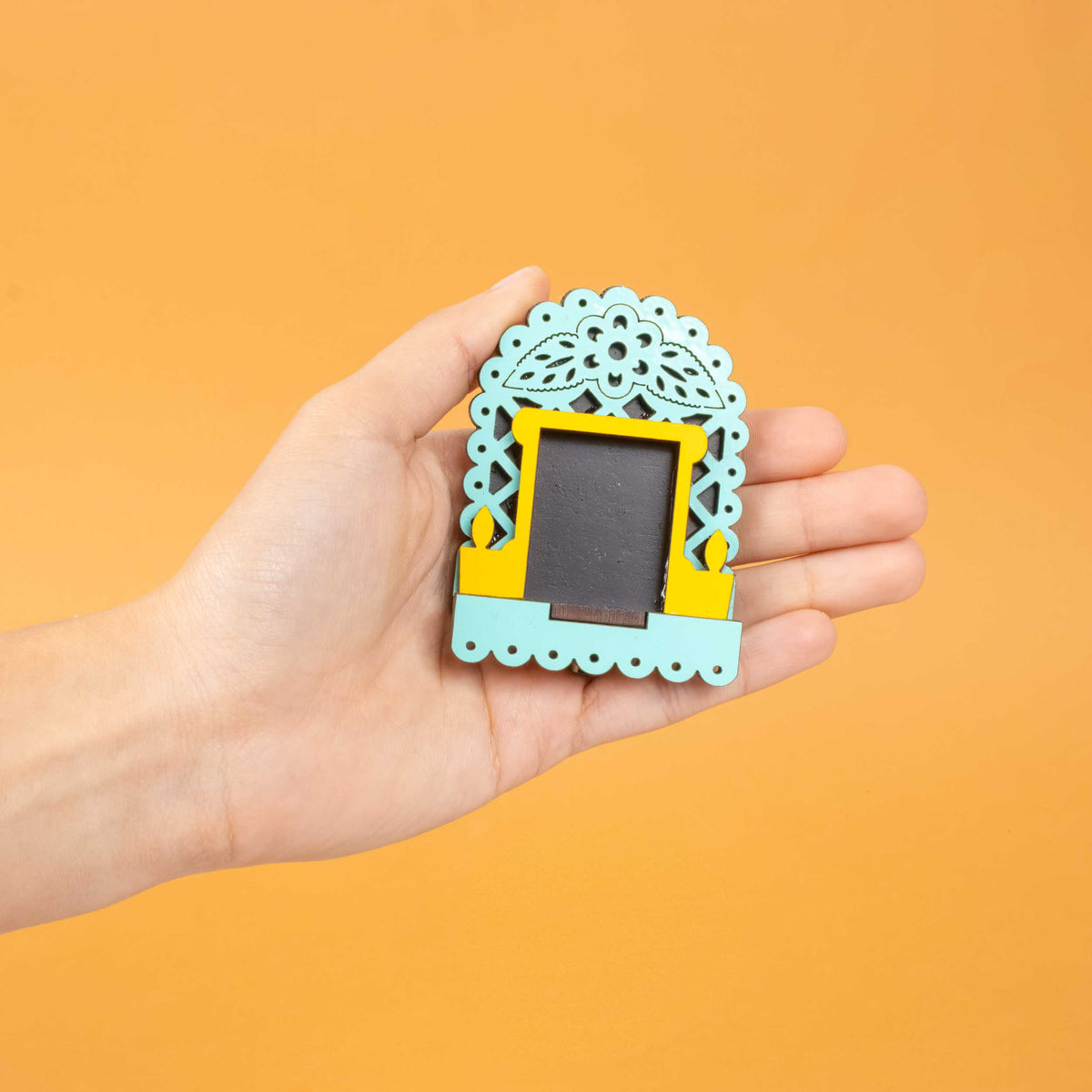 Día de Los Muertos Mini Ofrenda Magnet