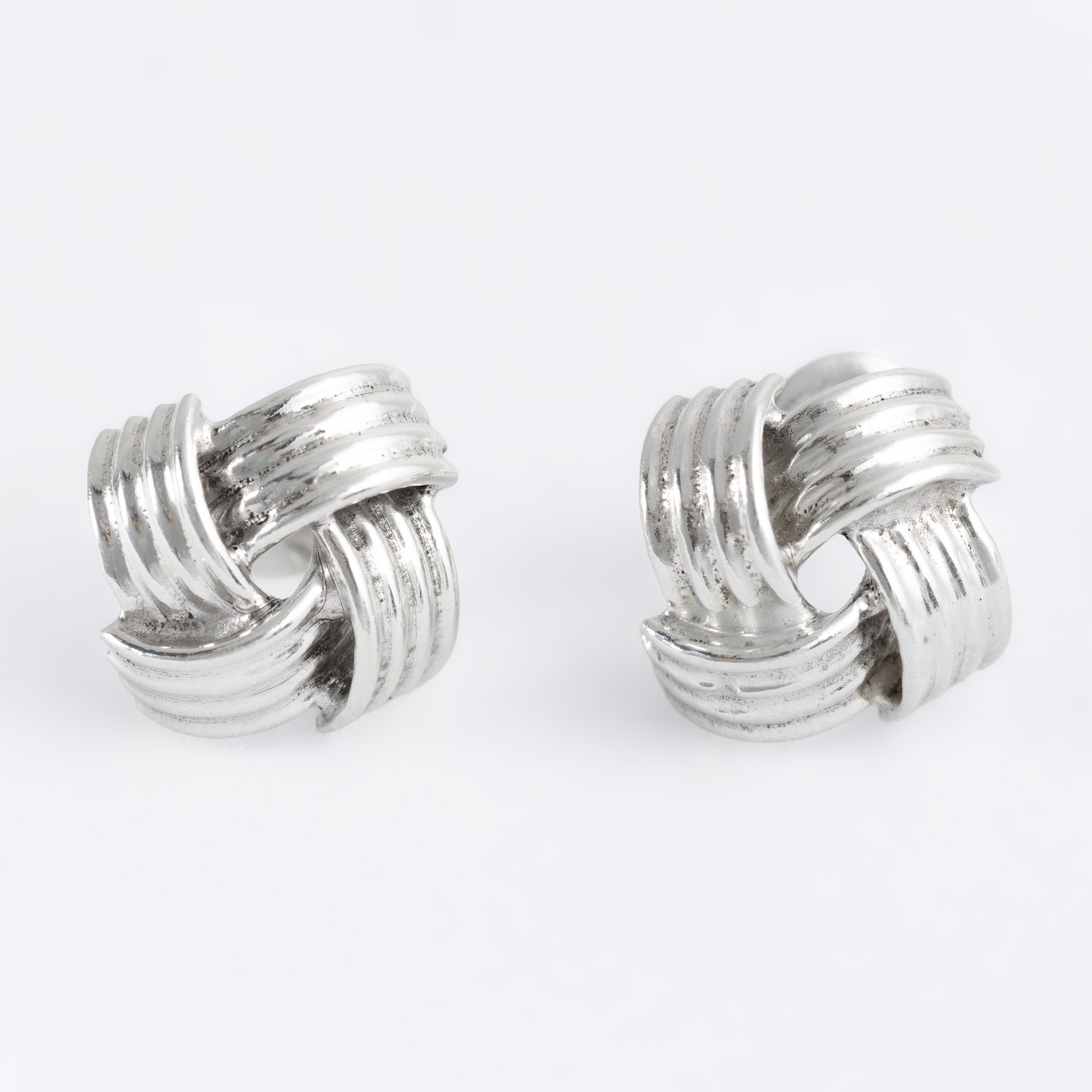 Sterling Silver Nudo de Amor Earrings
