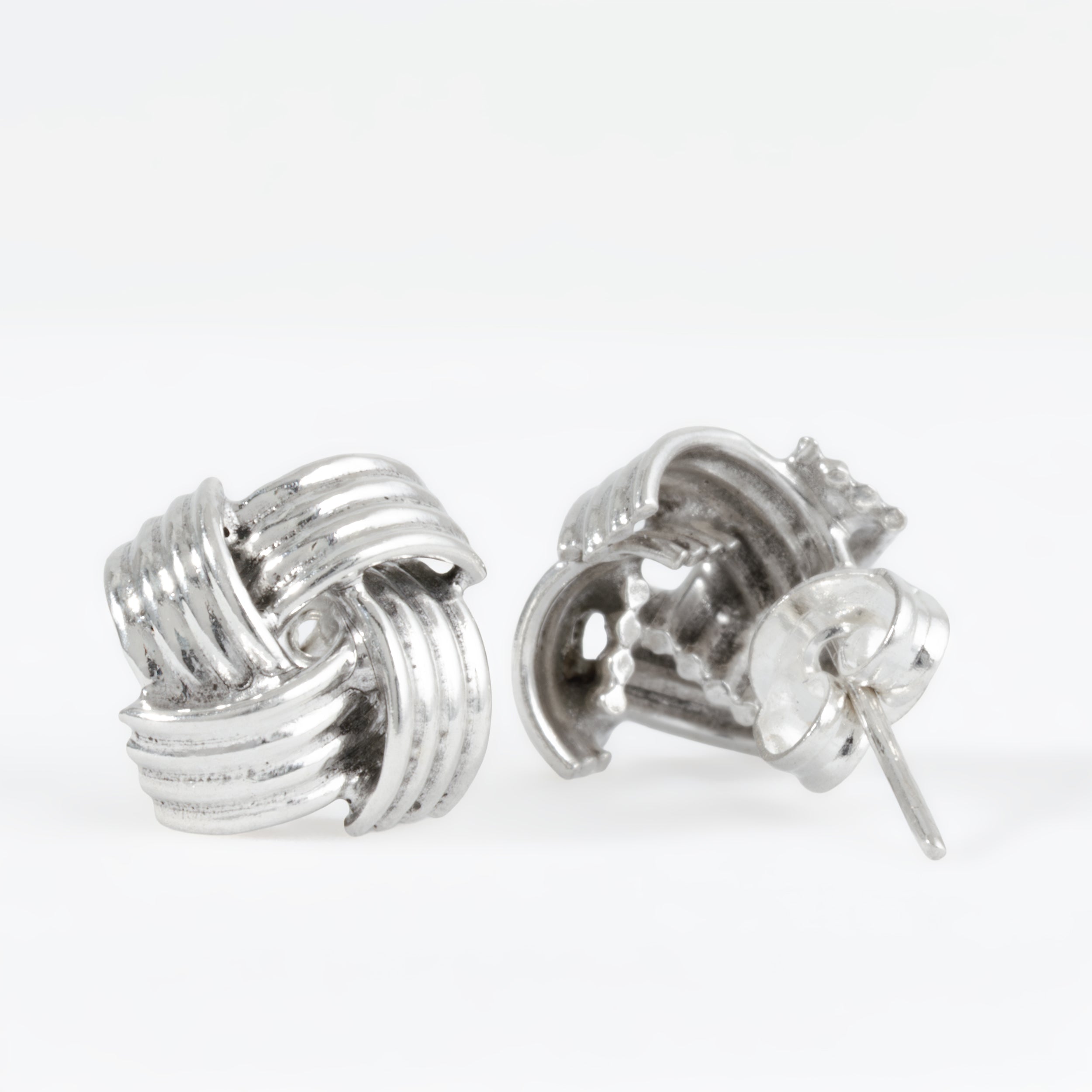 Sterling Silver Nudo de Amor Earrings