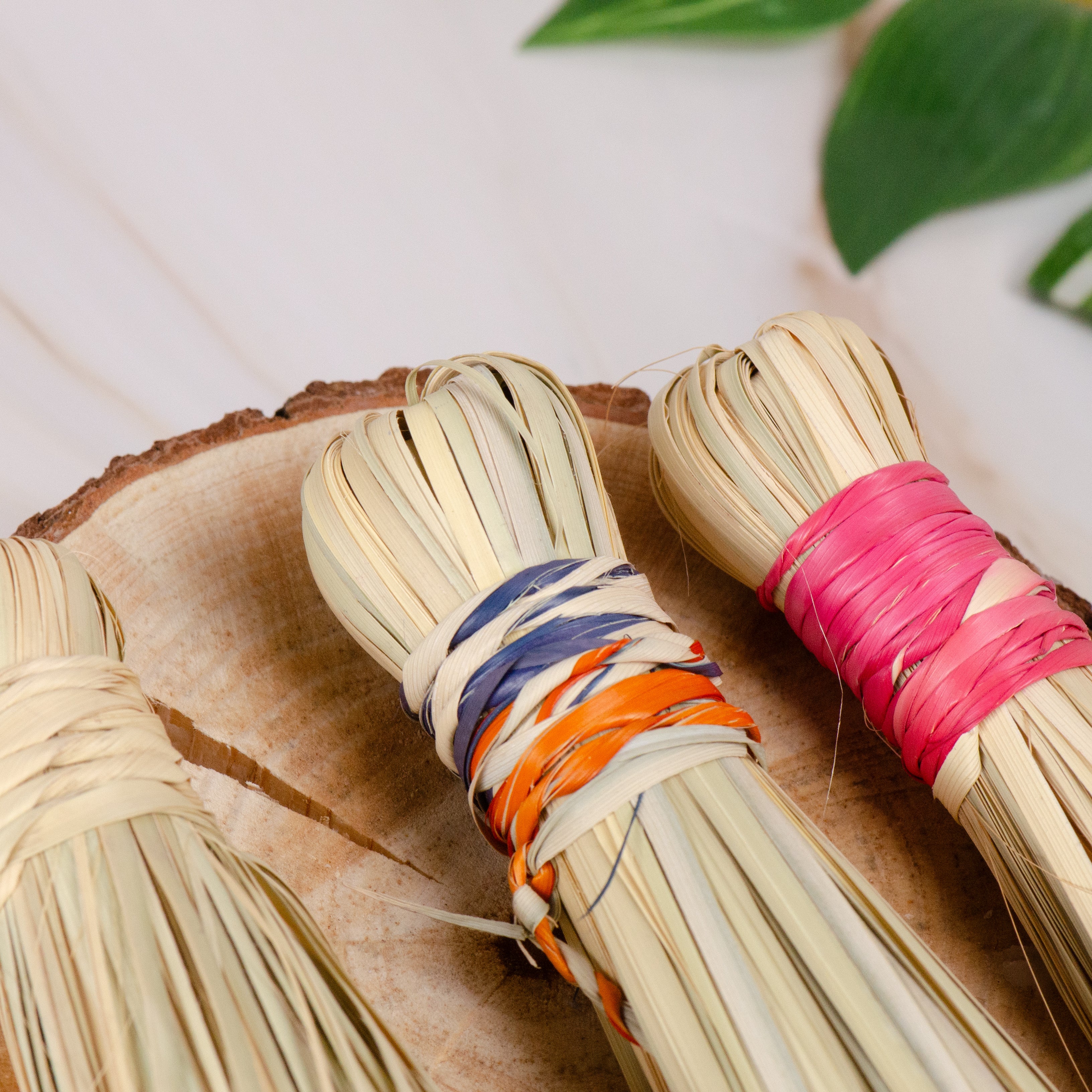 Escobitas Natural Palm Handheld Brooms