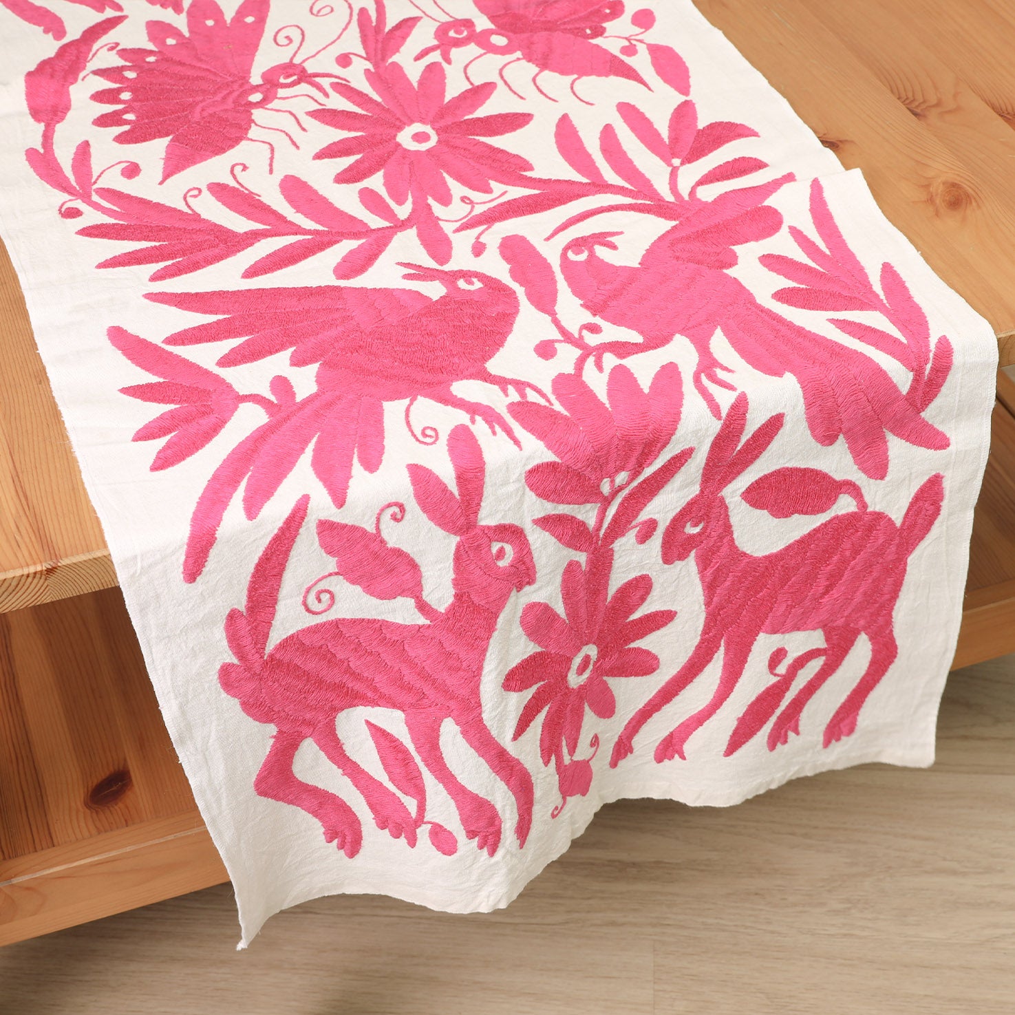 Coral Pink Mexican Otomi Tenango embroidery Table 2024 Runner