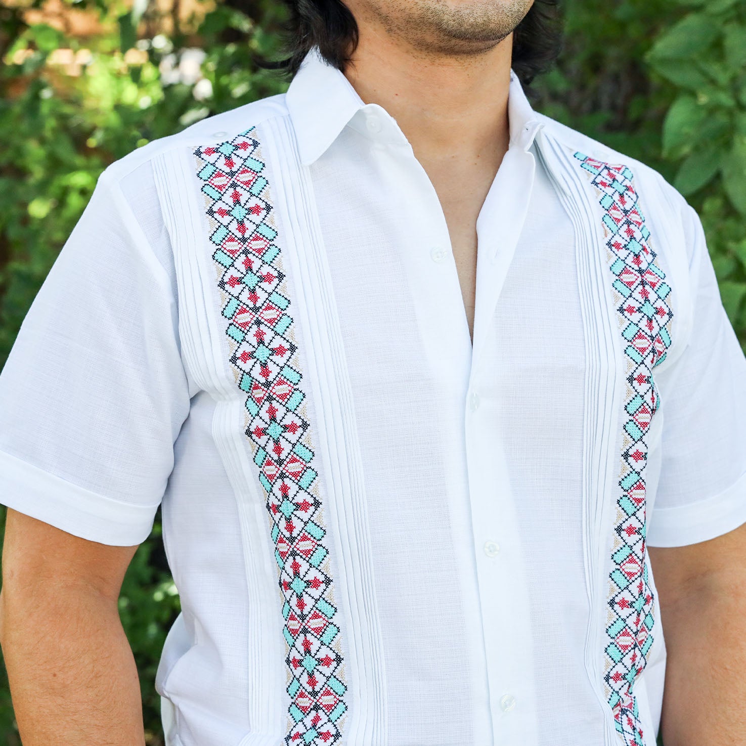 Alegría Embroidered Guayabera