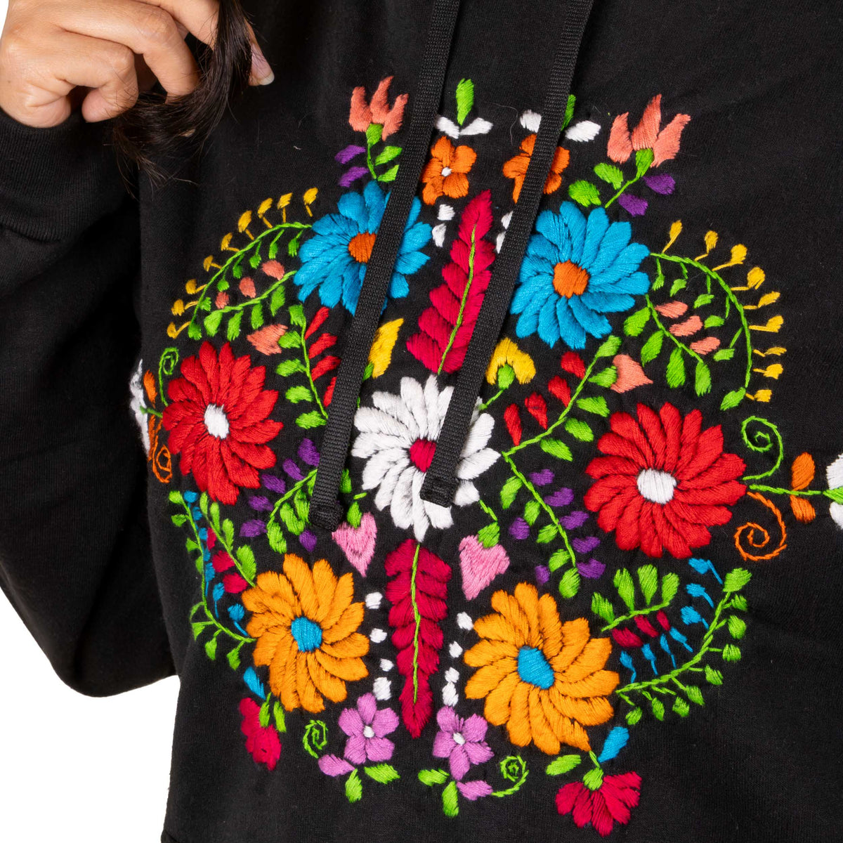 Chilac Floral Embroidered Pullover Hoodie