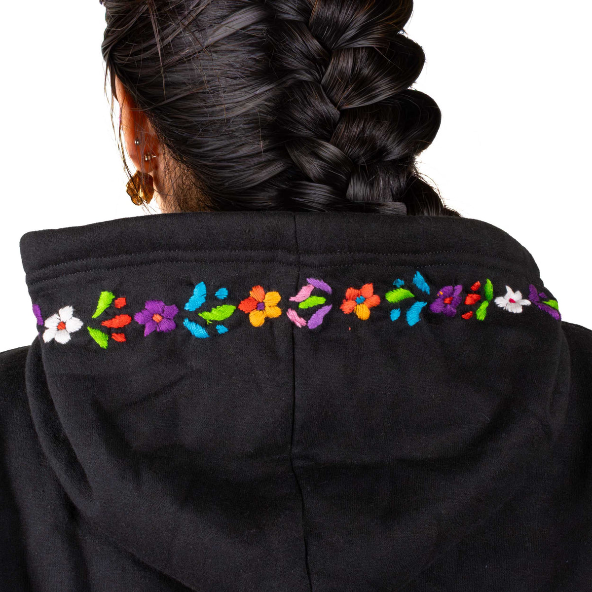 Chilac Floral Embroidered Pullover Hoodie