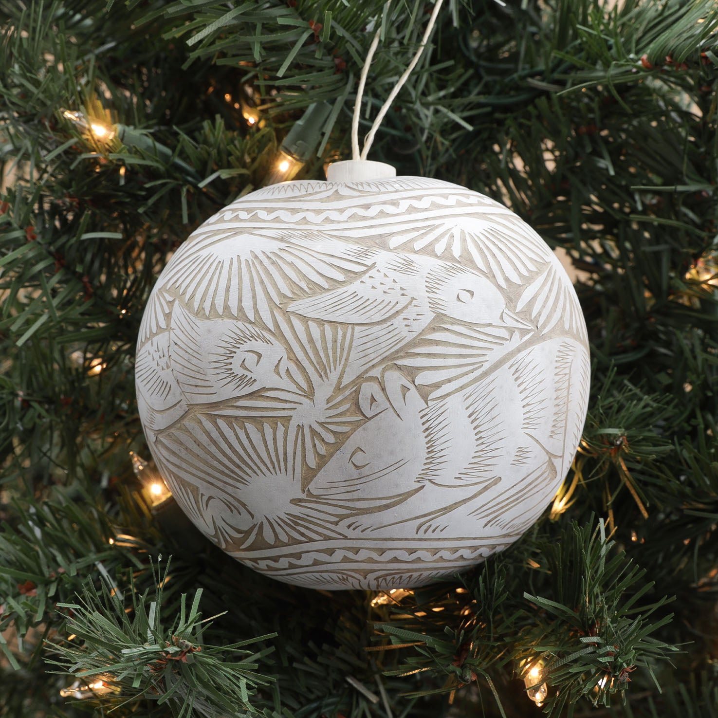 Jícara Natural Hand-Carved Round Christmas Ornament