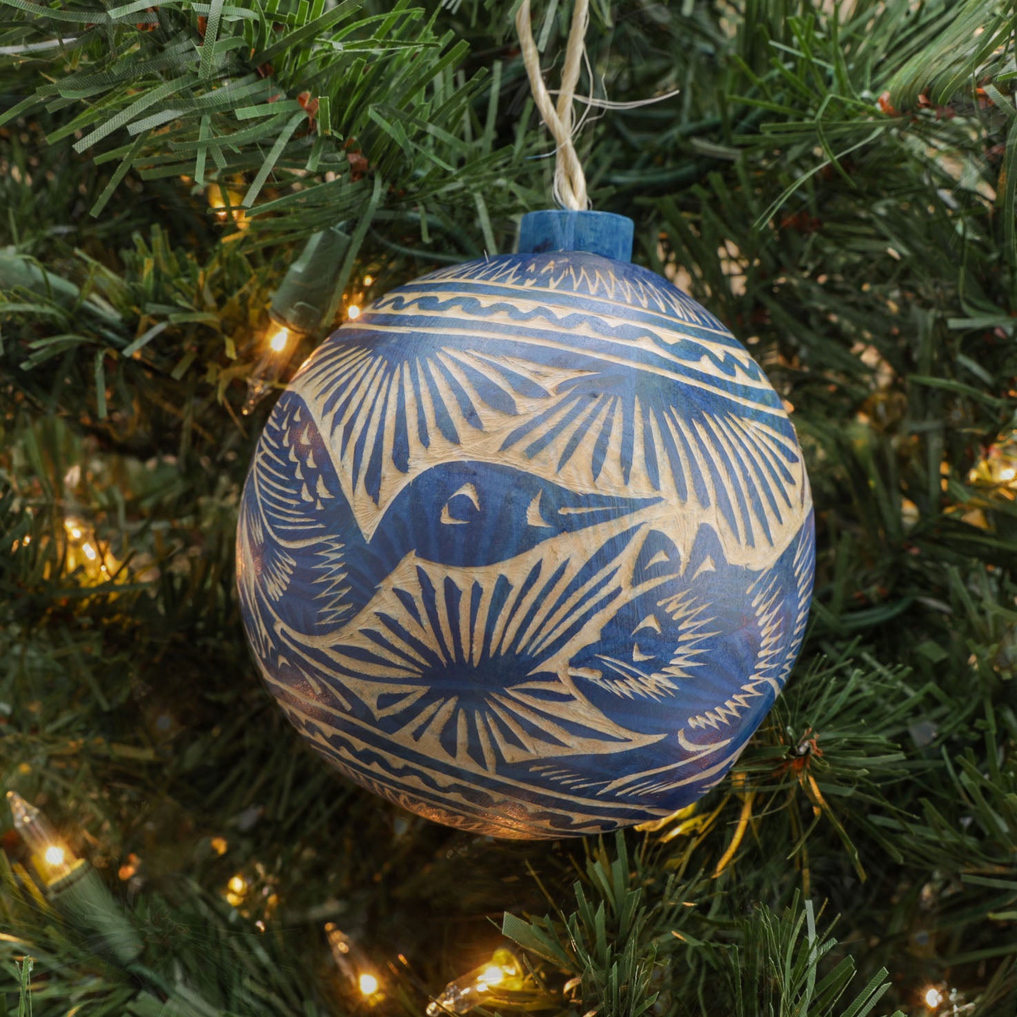 Jícara Natural Hand-Carved Round Christmas Ornament