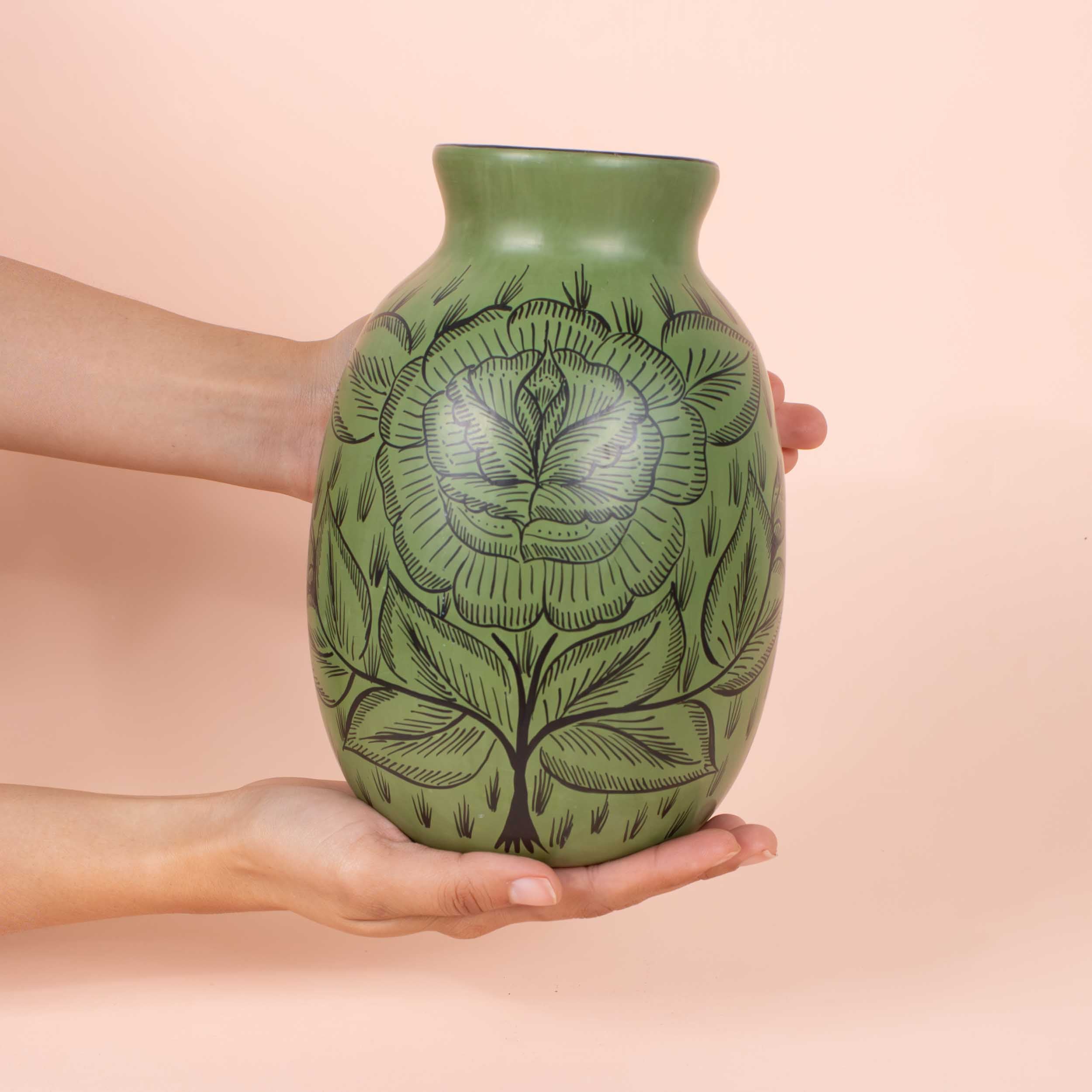 Huancito Hand-Painted Blooming Flower Vase