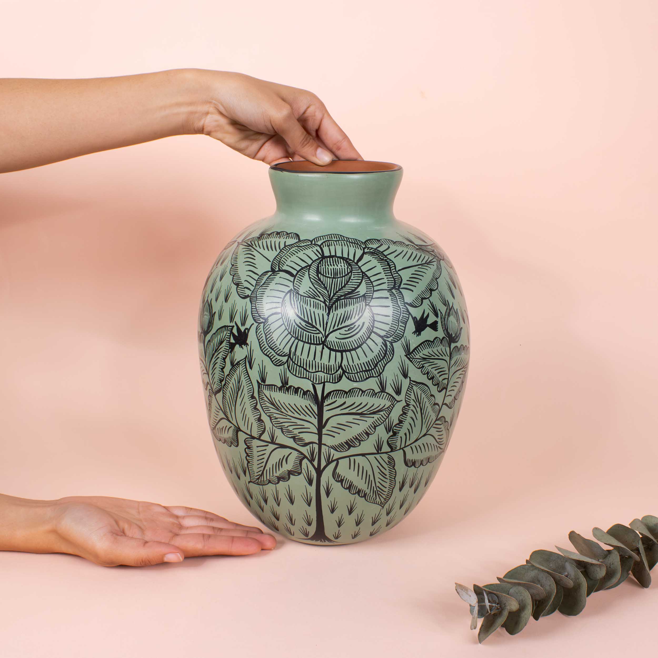 Huancito Large Oval Vase