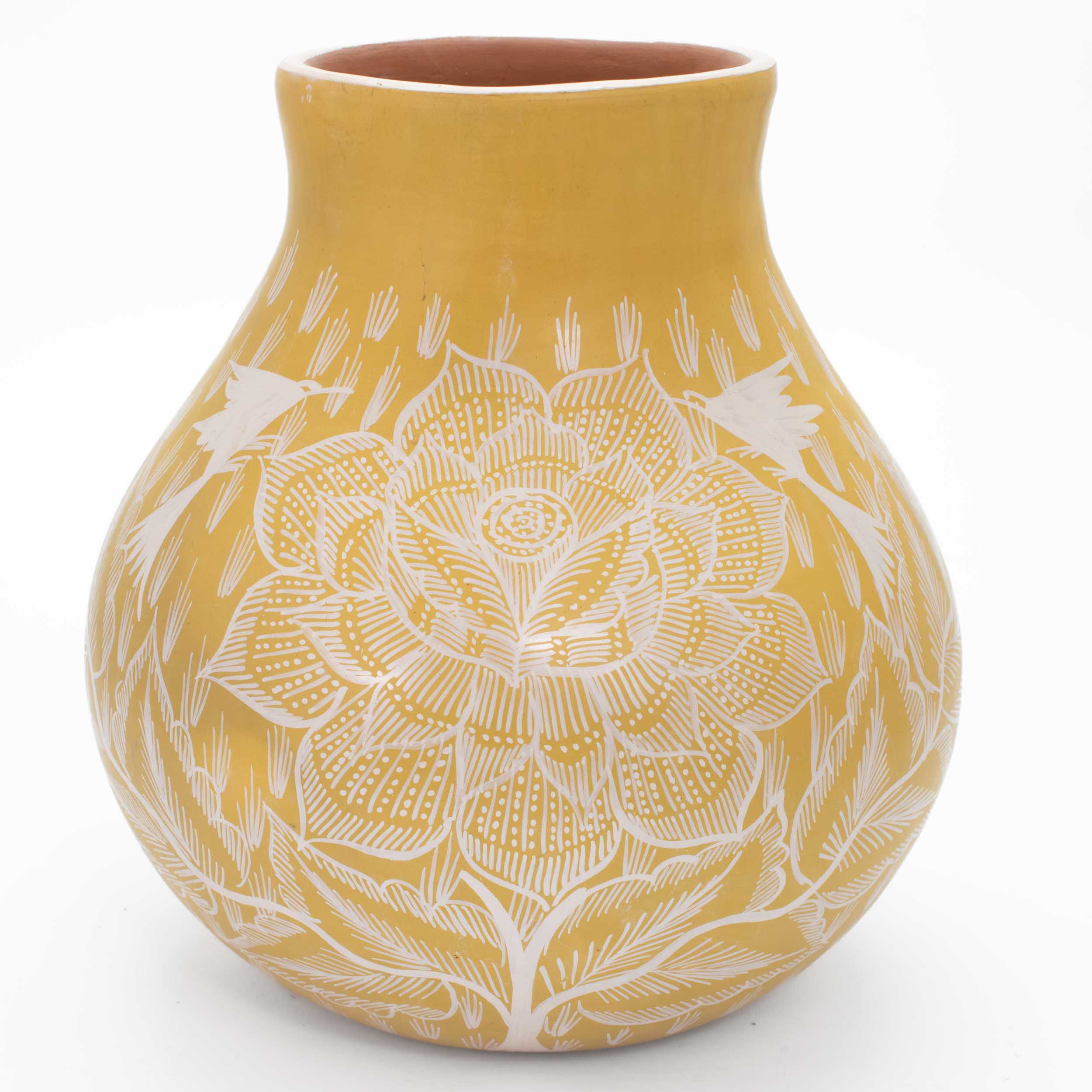 Huancito Short Round Plump Floral Vase