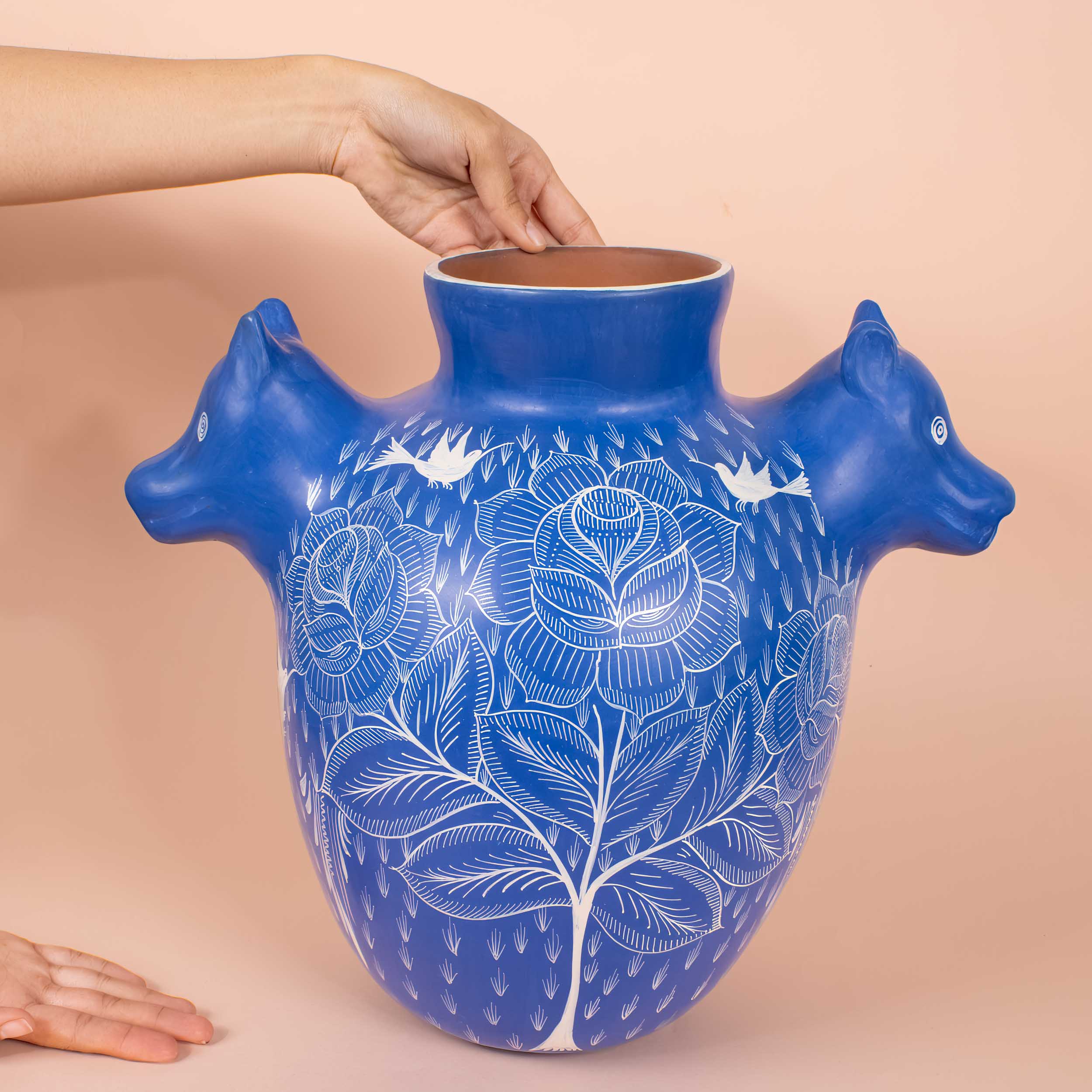Huancito Large Coyote Vase