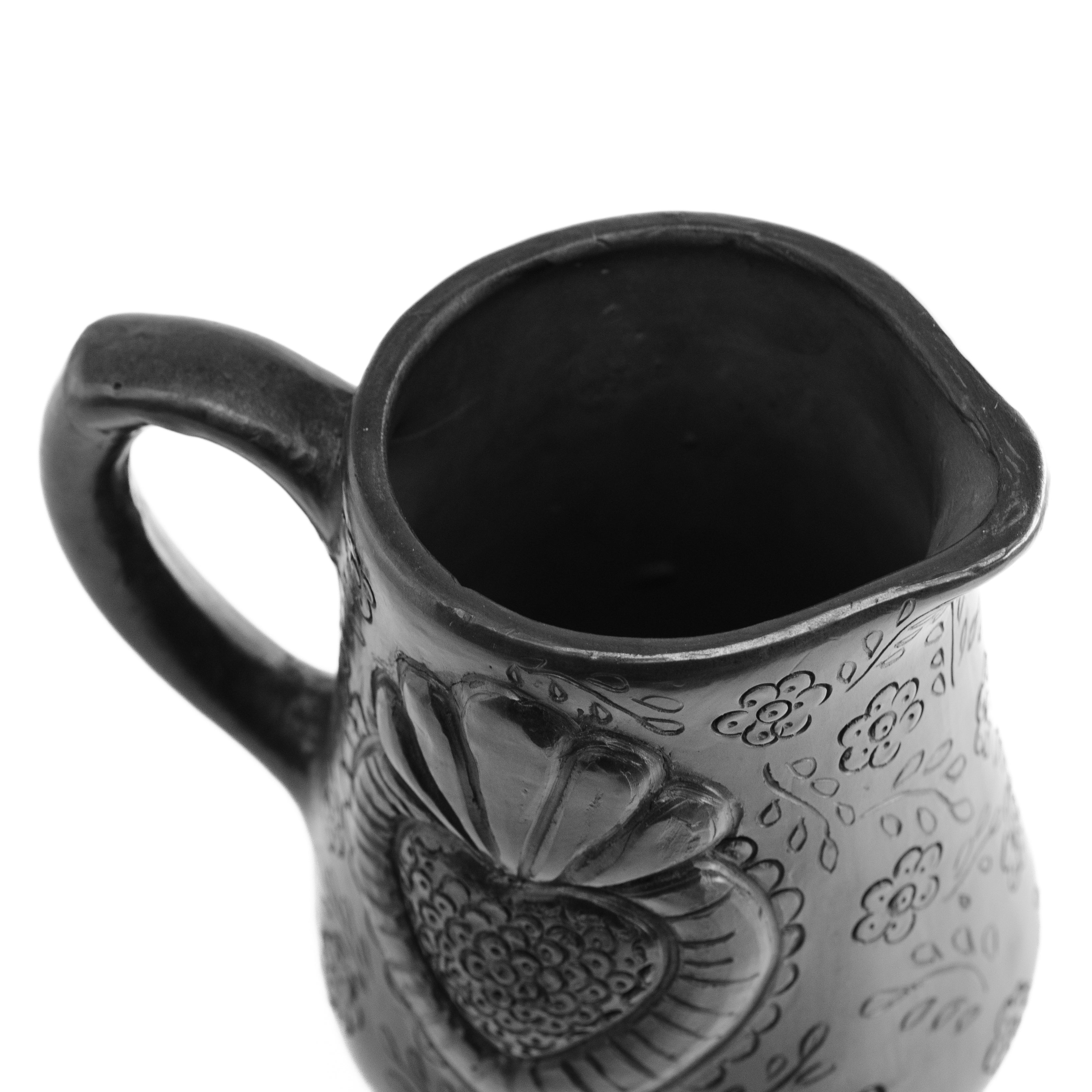 Barro Negro Floral Filigrana Pitcher