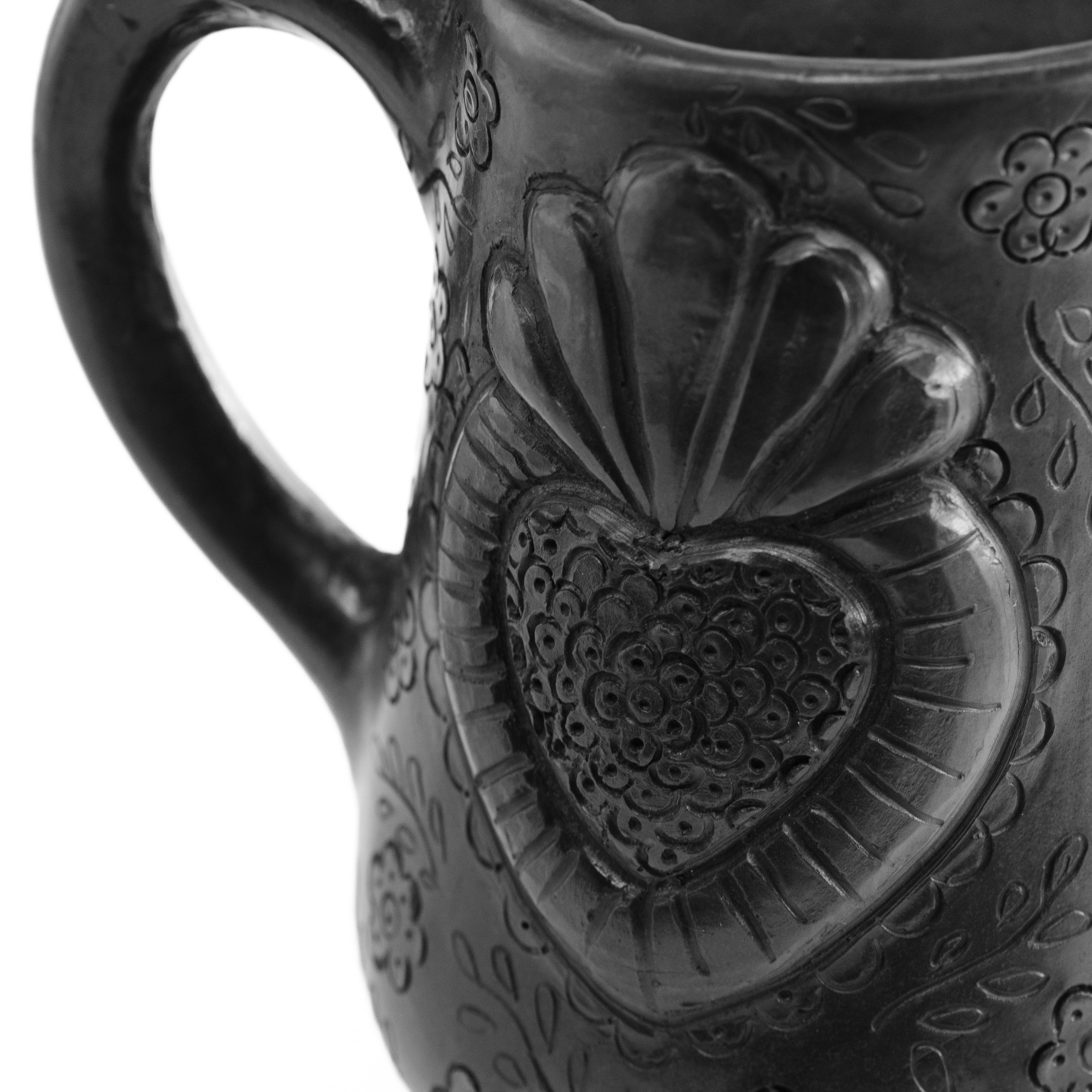 Barro Negro Floral Filigrana Pitcher