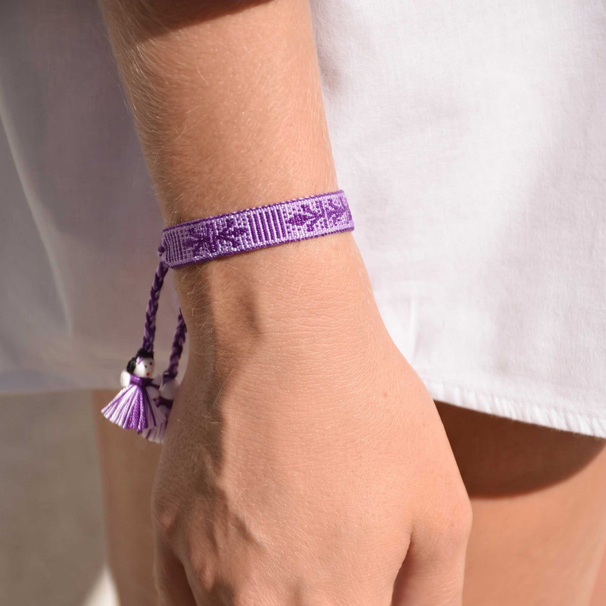 Comunidad Handwoven Bracelet with Dolls