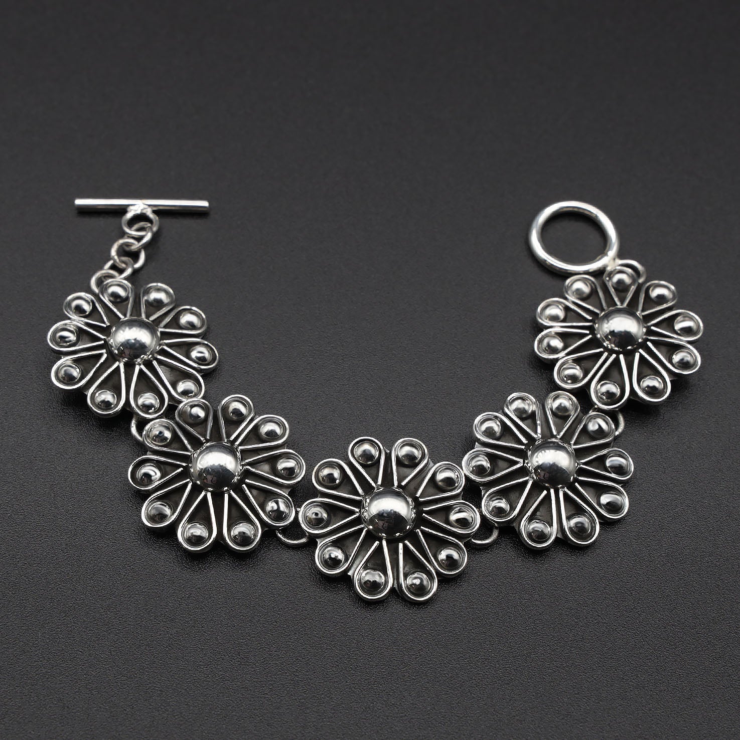 Sterling Silver Oxidized Flores Set (Necklace, Bracelet, & Earrings)