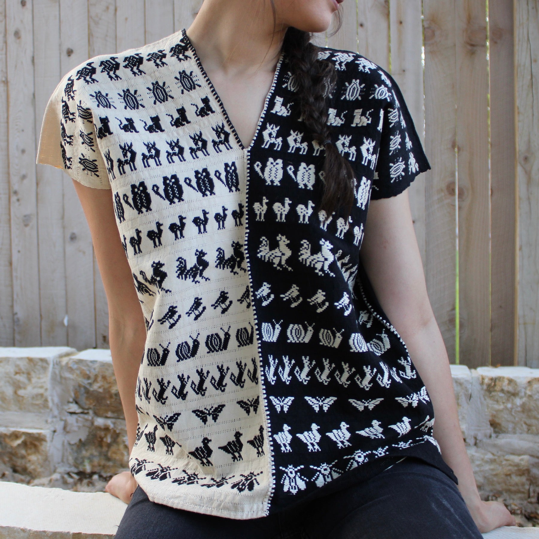 Koots Double Stitching Huipil | Lolo Mexican Mercadito Koots Double Stitching Huipil | Lolo Mexican Mercadito