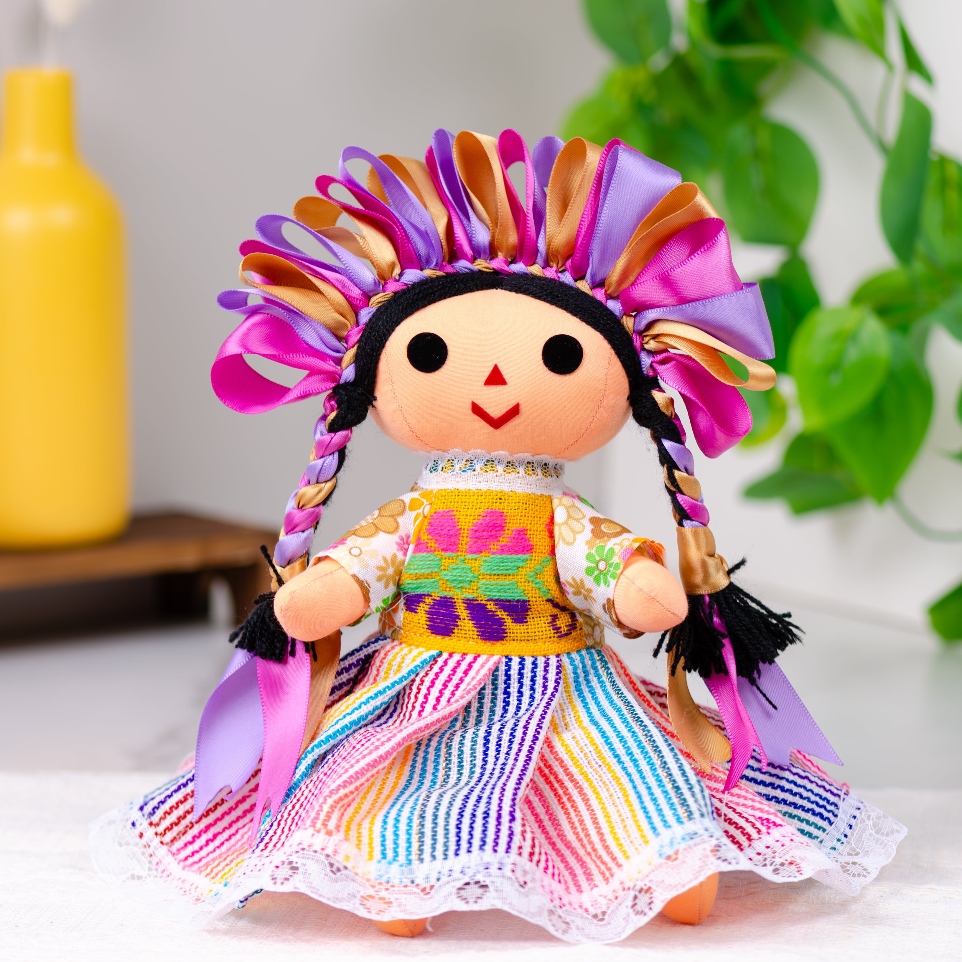 María Traditional Mexican Lelé Doll