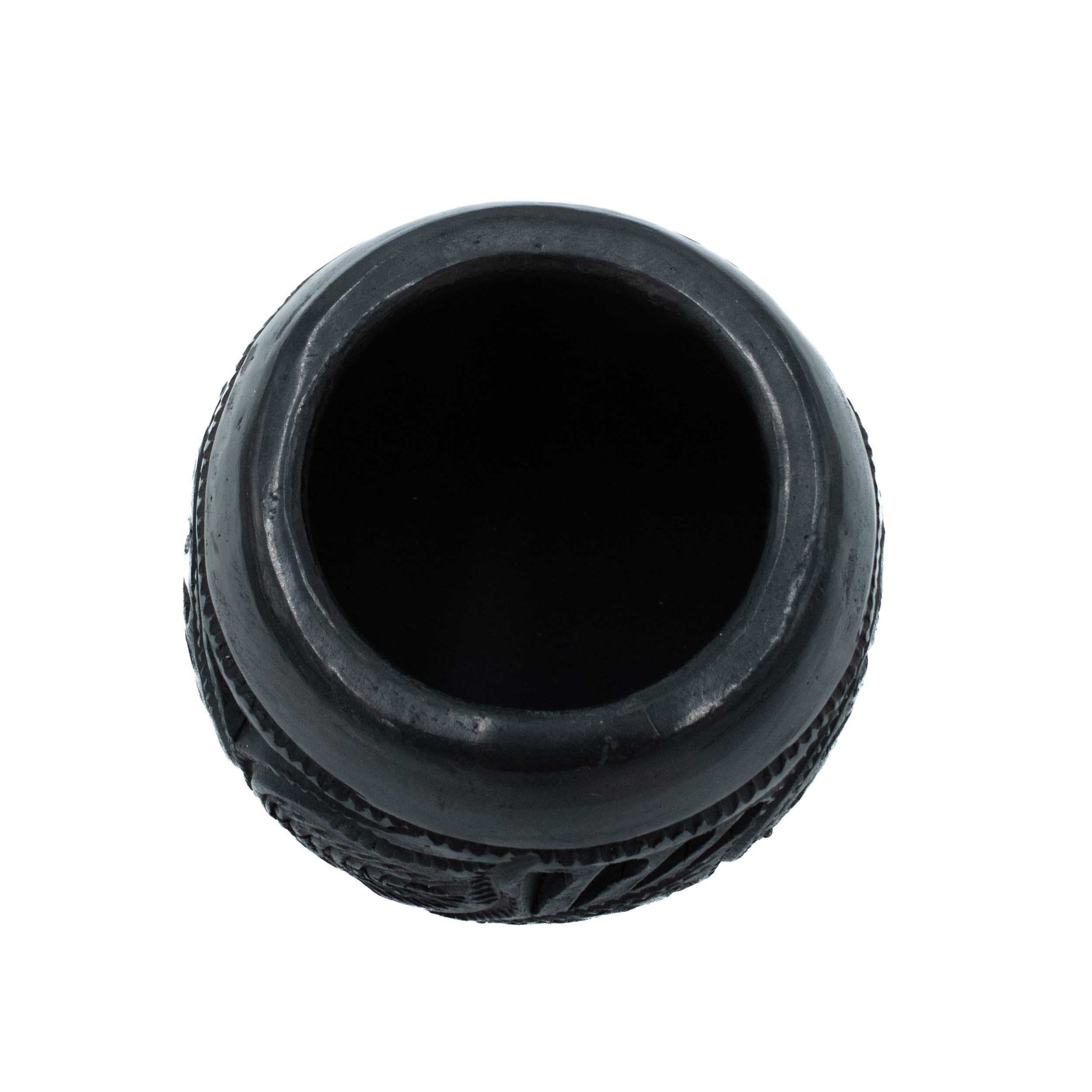 Barro Negro Floral Carved Mezcalero Shot Glass | Lolo Mercadito