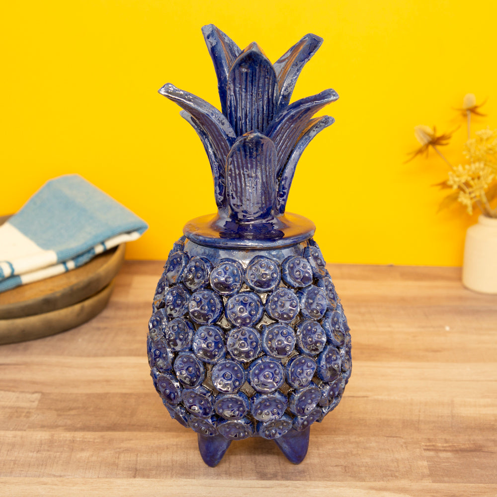Piña Alta 11" Decorative Pineapple Sculpture