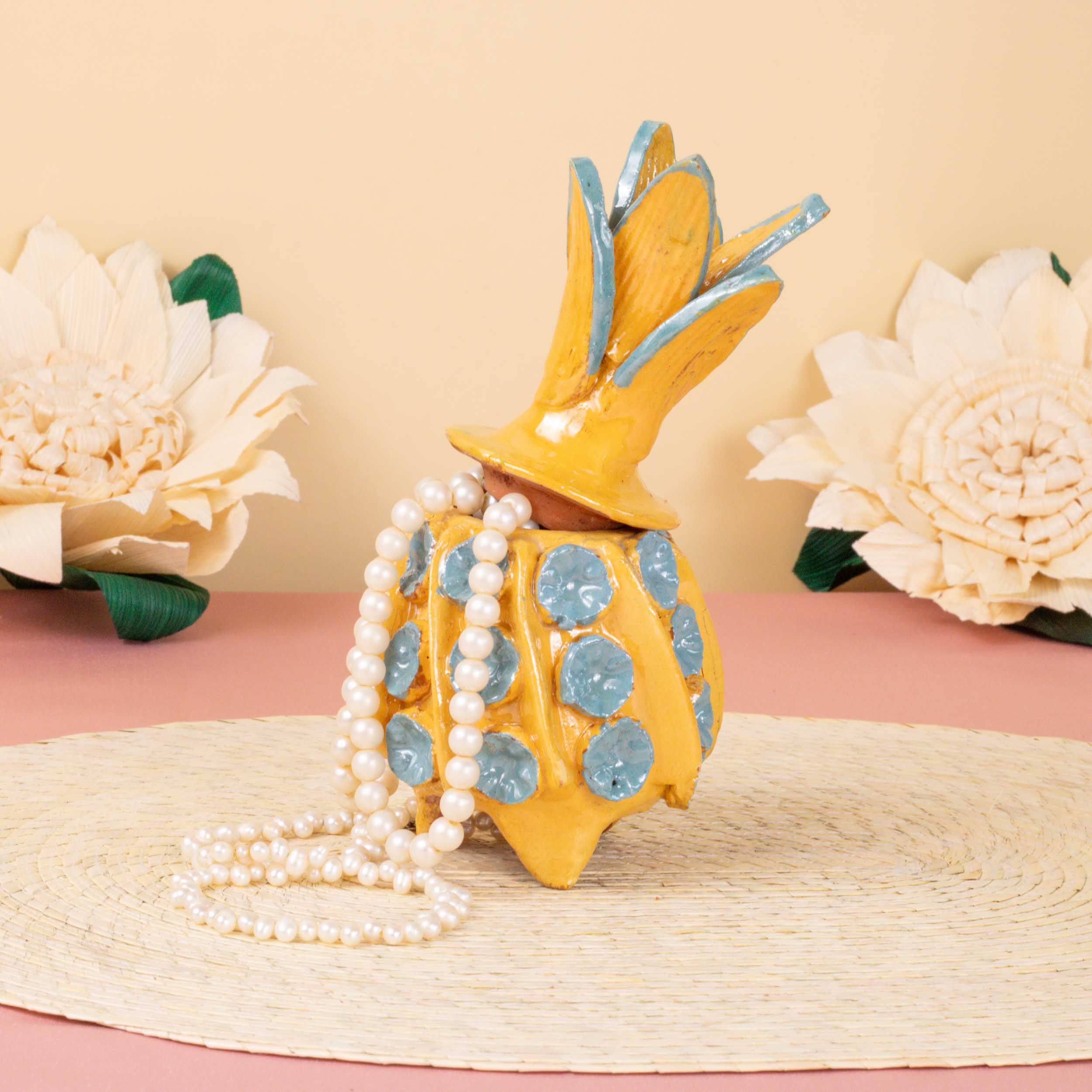 Mini Piña 6.5" Decorative Pineapple Sculpture