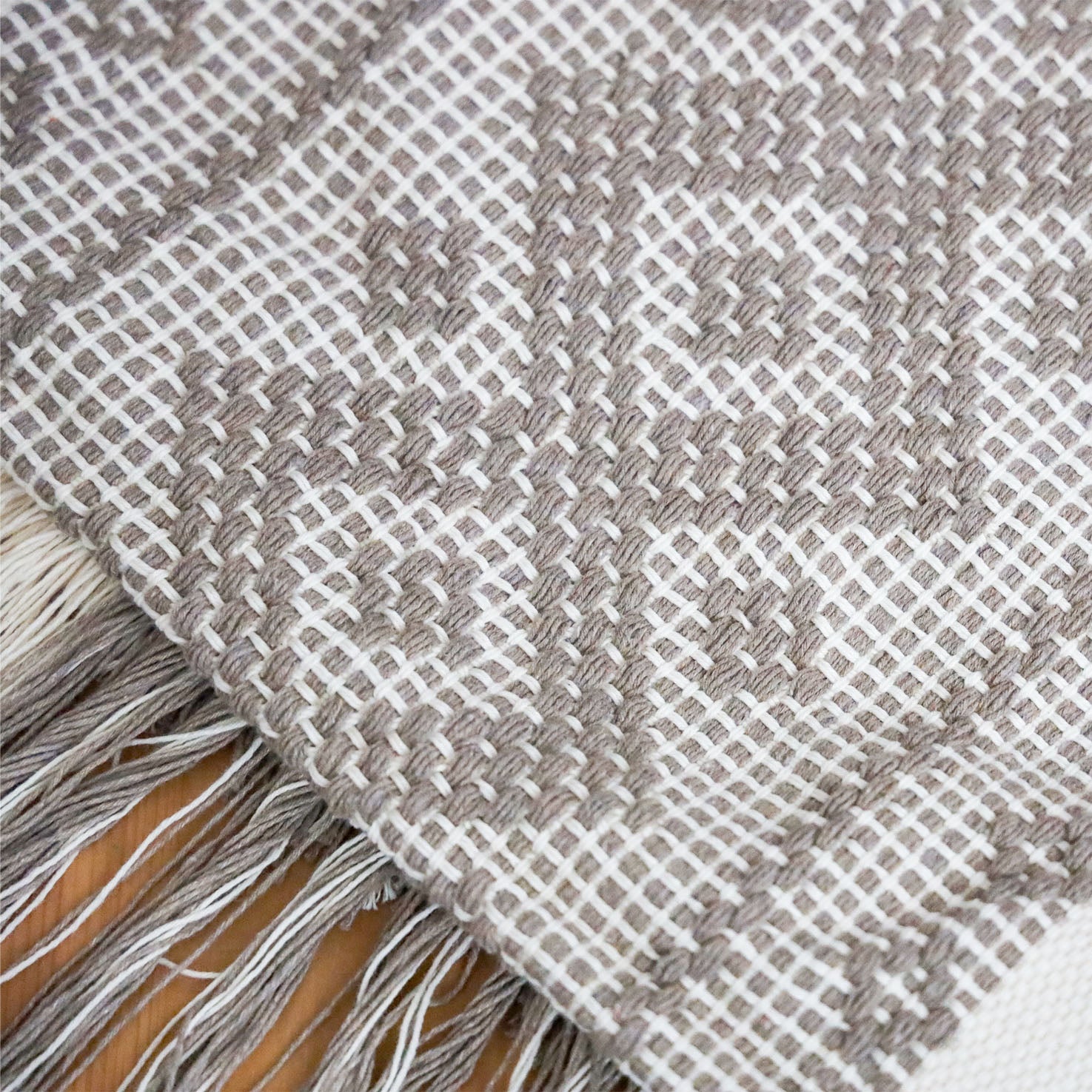 Jalieza Telar Woven Table Runner