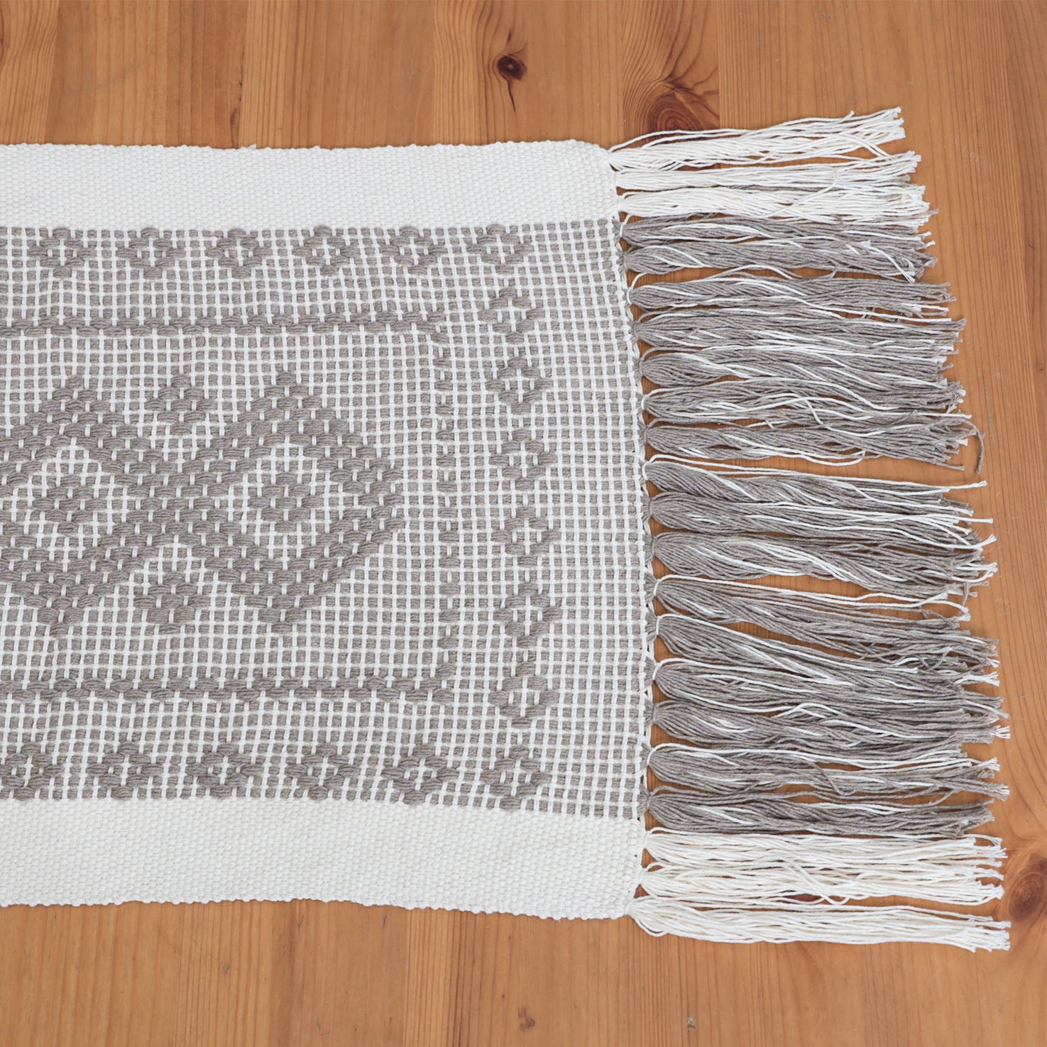 Jalieza Telar Woven Table Runner