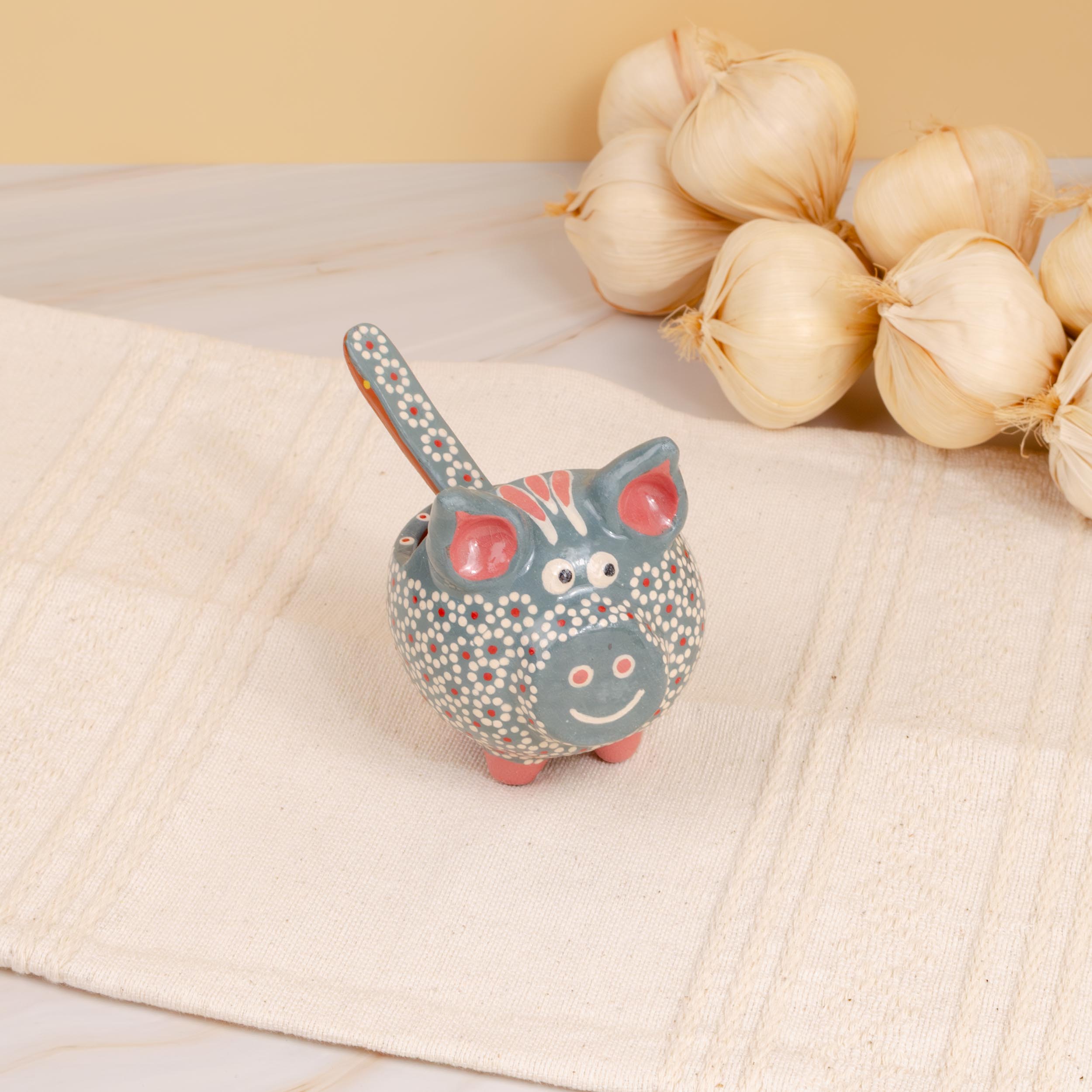 Capula Cochinito Salsero with Spoon