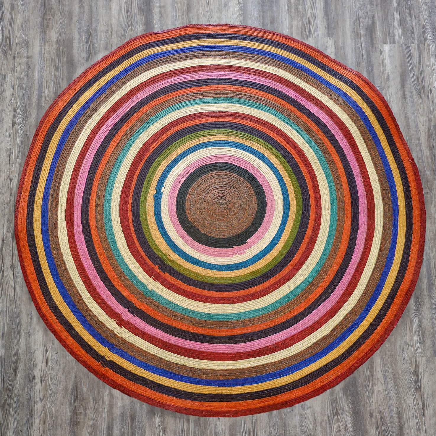 Handwoven Palm Round Area Rug (59" diameter)