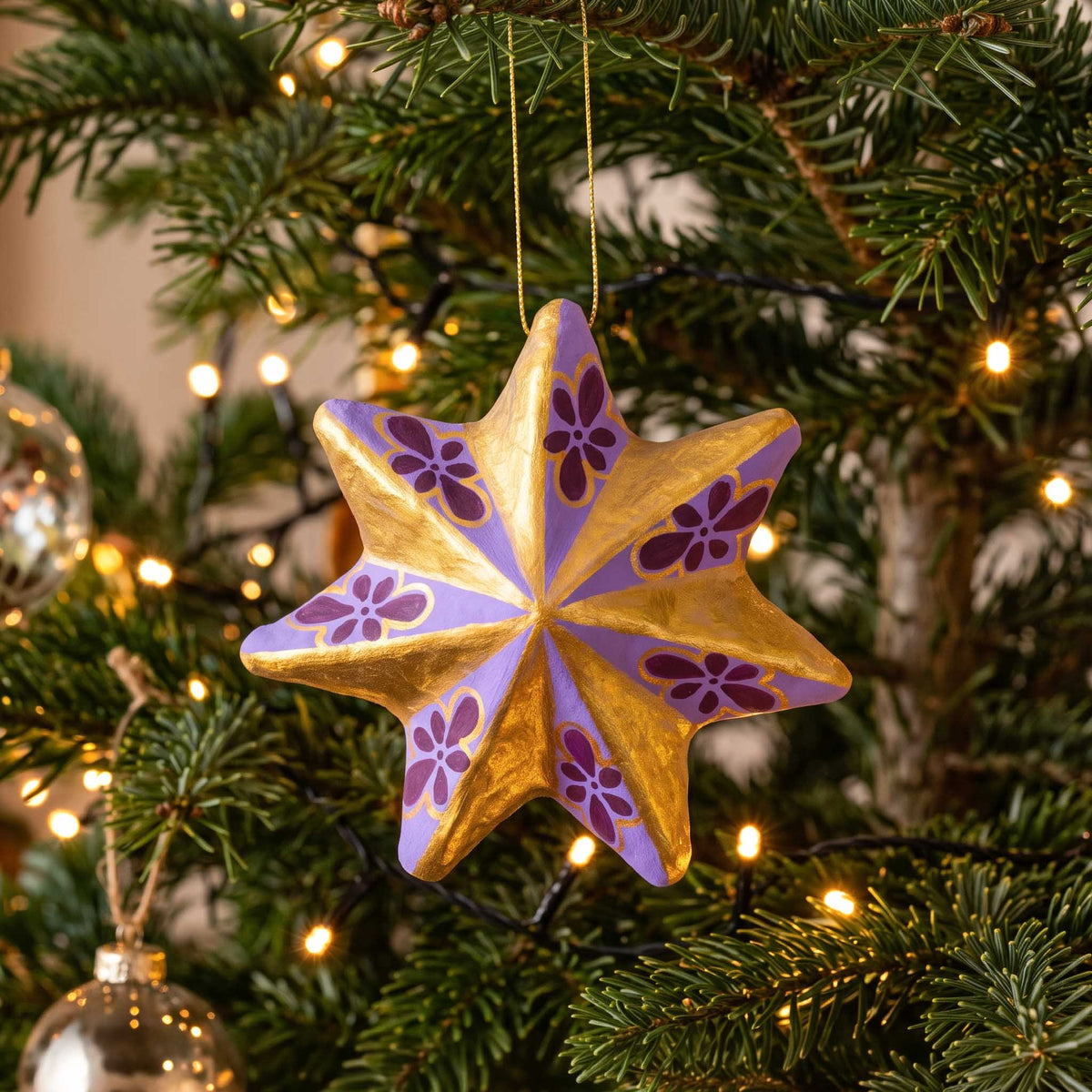 Papier Mǎche Golden Estrellita Ornament