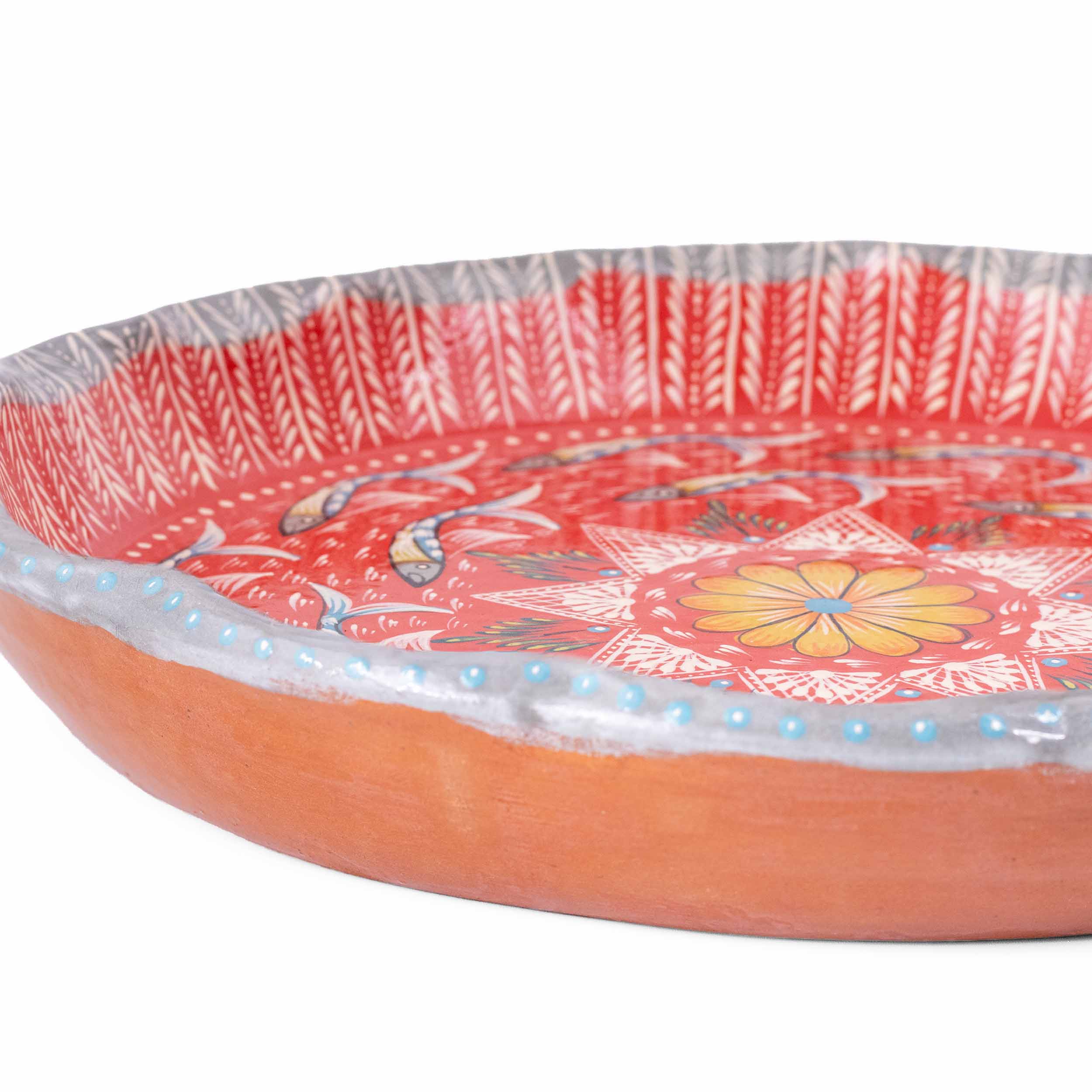 Peces de Capula 13" Scalloped Serving Platter