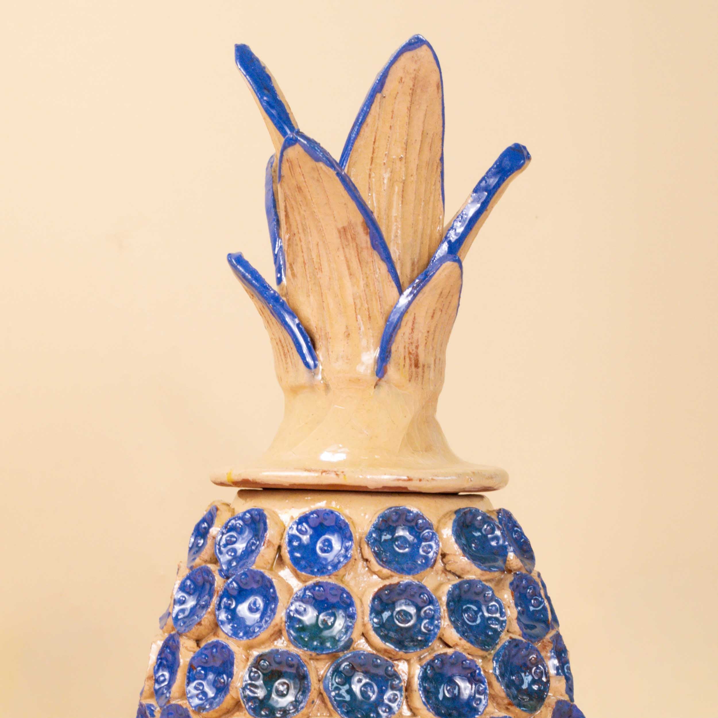 Piña Alta 11" Decorative Pineapple Sculpture